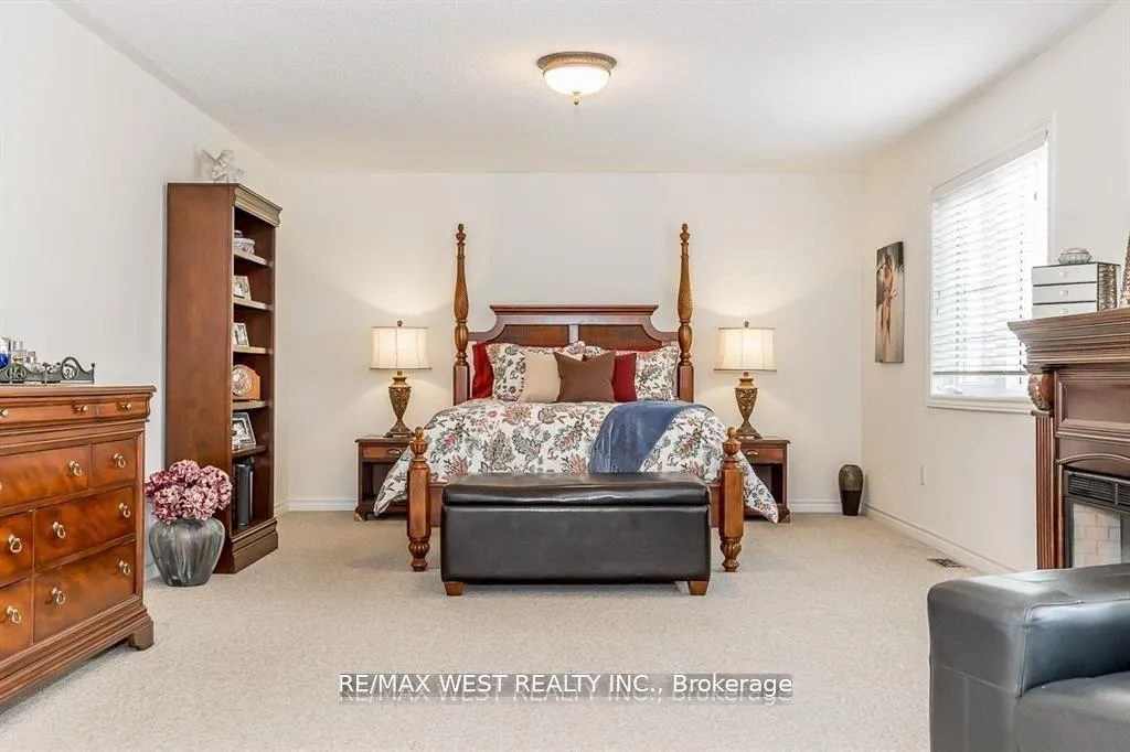 Photo 28 of 118 Succession Crescent, Barrie, Innis-Shore — HOMEH
