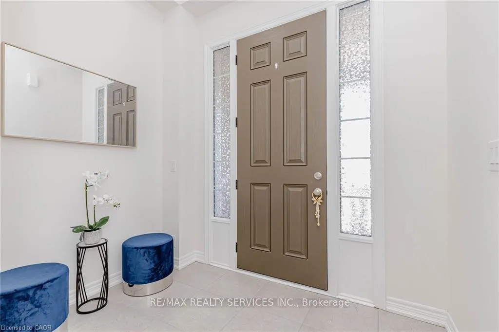 Photo 4 of 172 Beckview Drive, Kitchener, Huron Park — HOMEH