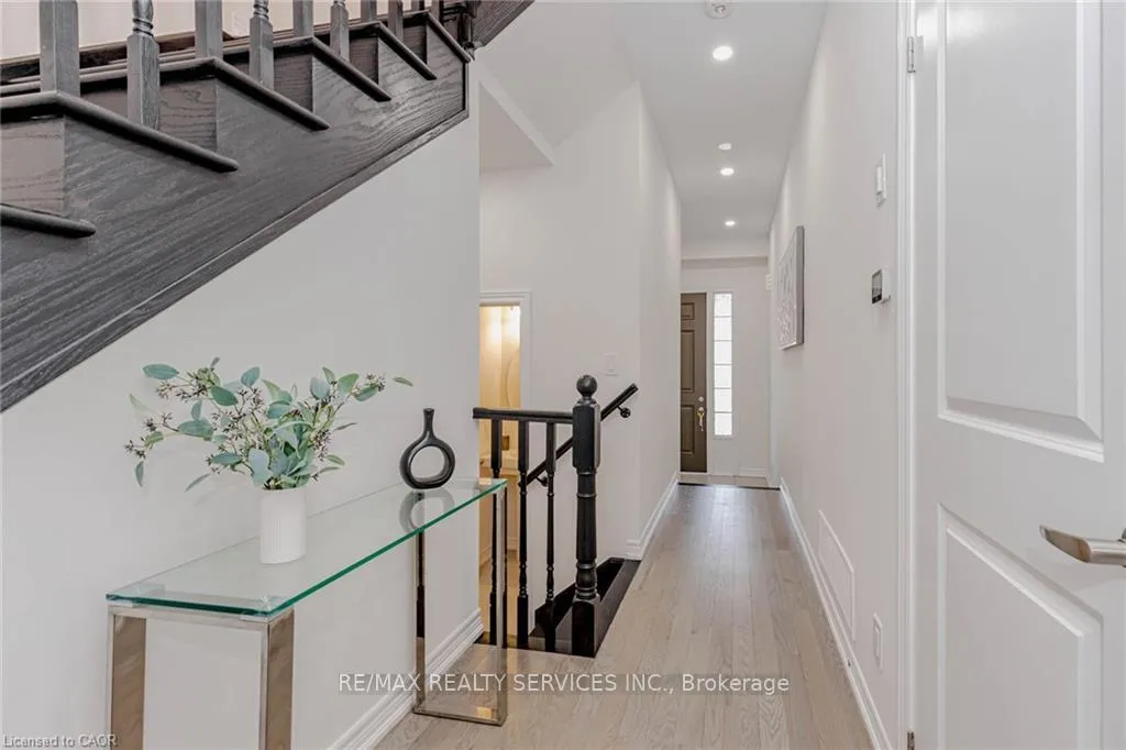 Photo 6 of 172 Beckview Drive, Kitchener, Huron Park — HOMEH