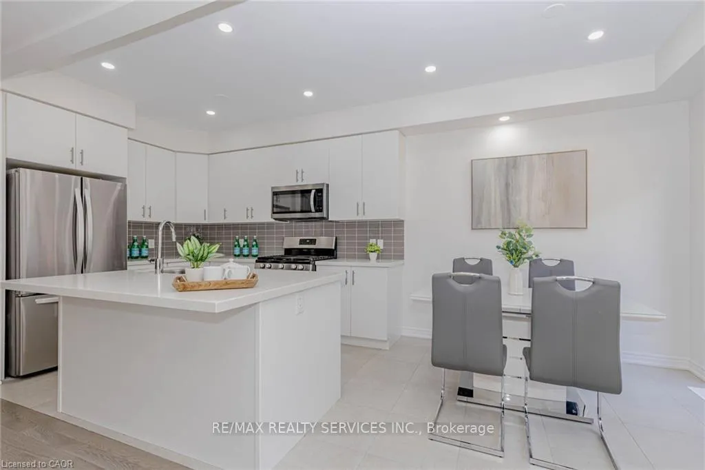Photo 19 of 172 Beckview Drive, Kitchener, Huron Park — HOMEH