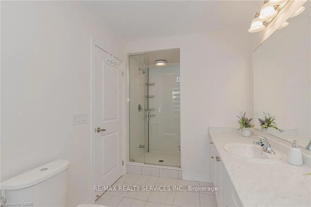Photo 31 of 172 Beckview Drive, Kitchener, Huron Park — HOMEH