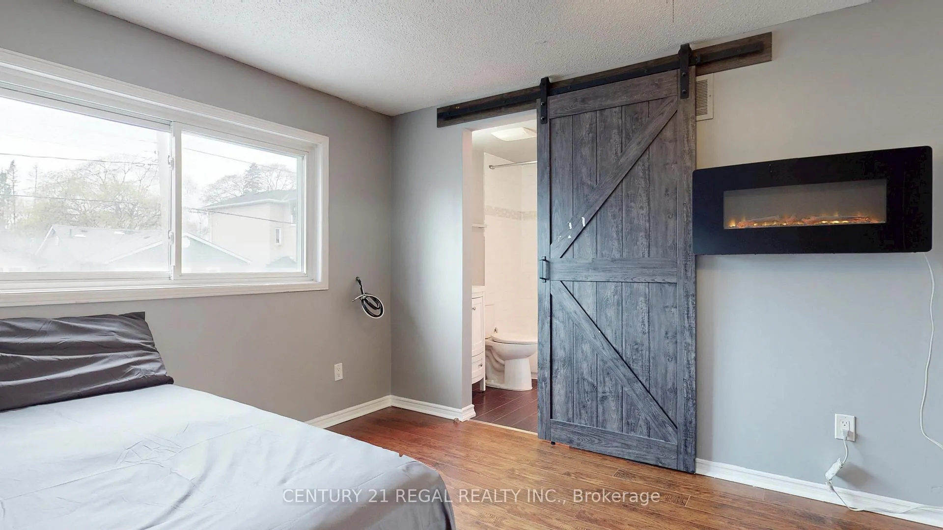 Photo 22 of 26 Angus Drive, Ajax, Central — HOMEH