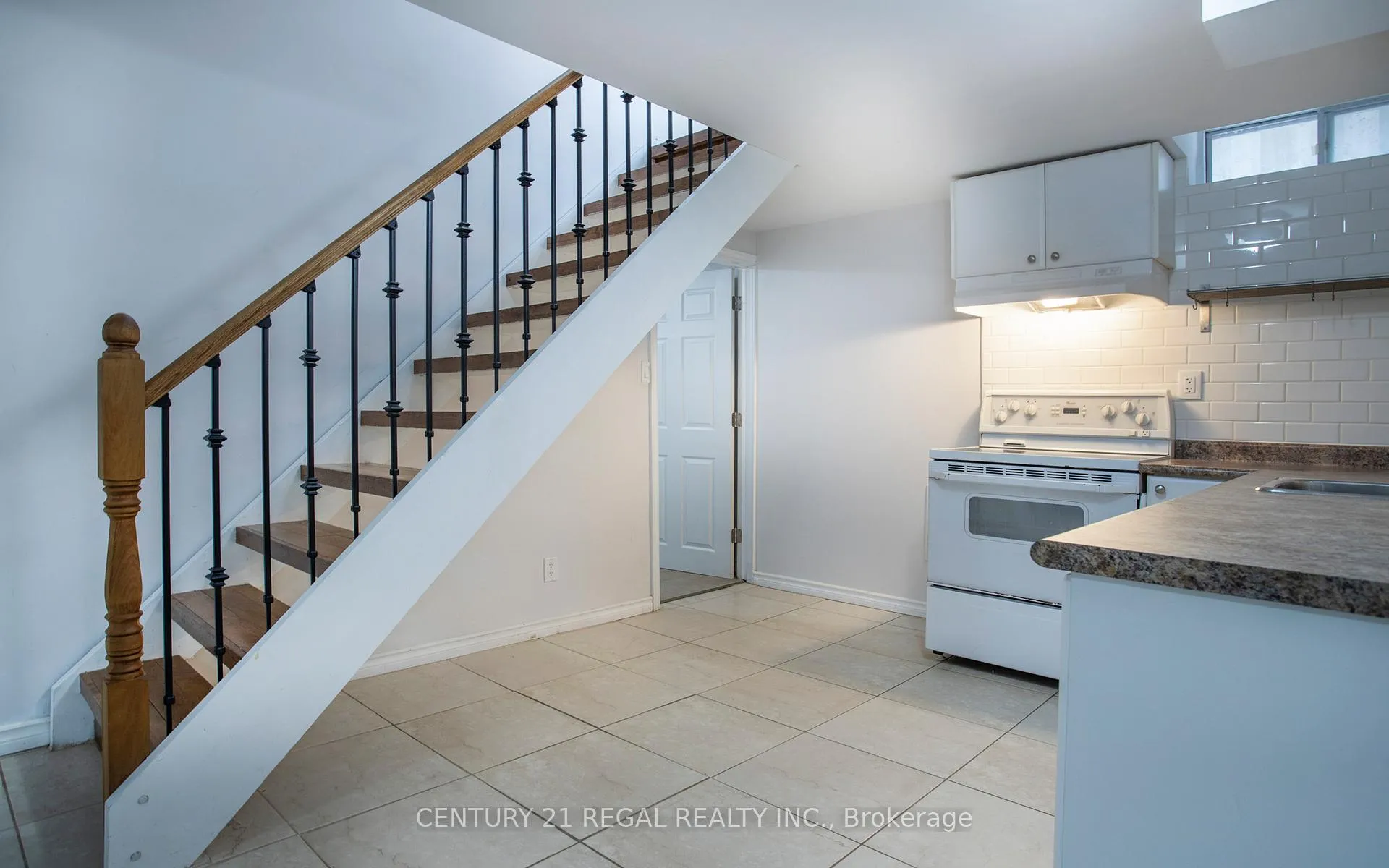 Photo 31 of 26 Angus Drive, Ajax, Central — HOMEH