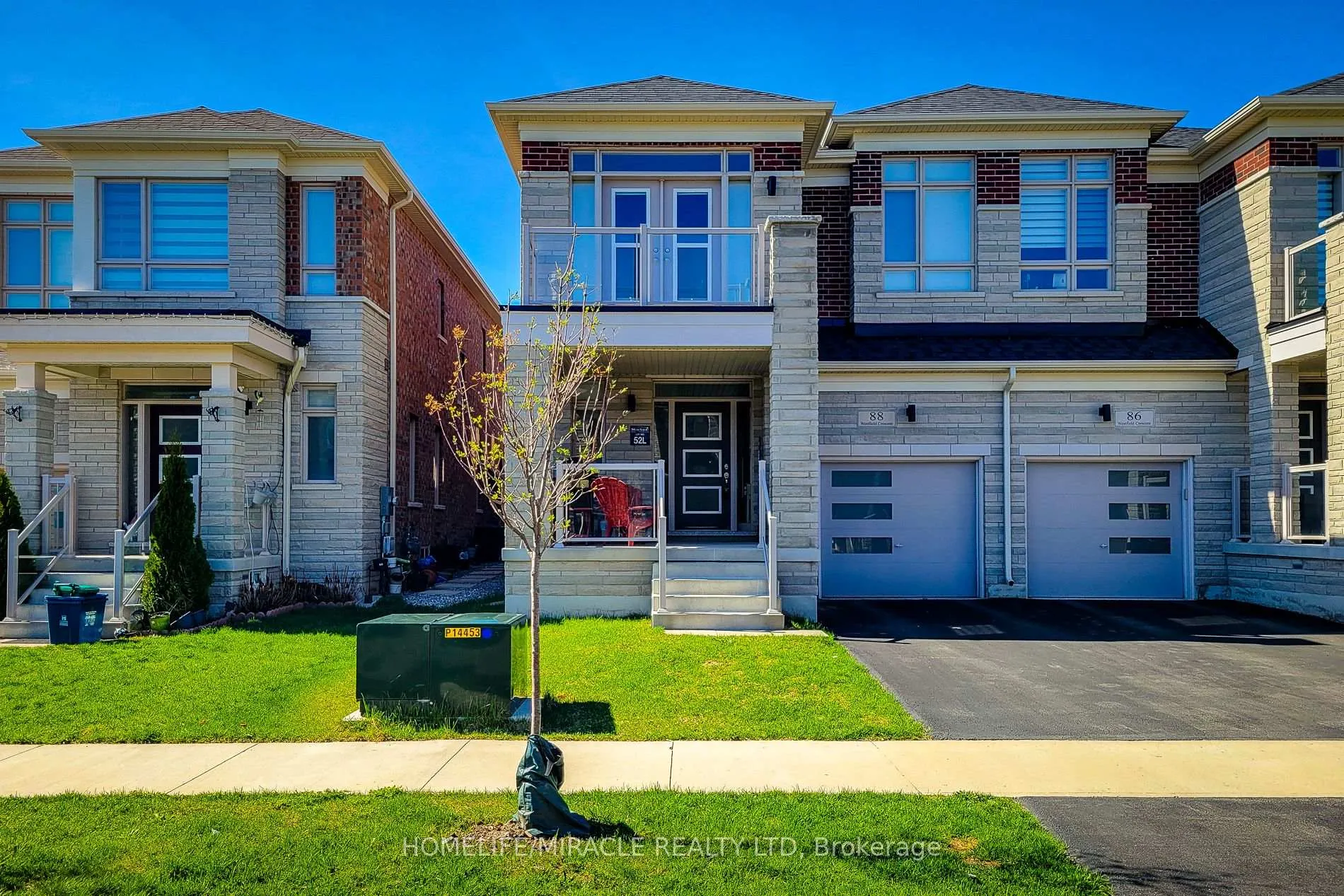 Photo 4 of 88 Westfield Crescent, Hamilton, Waterdown — HOMEH
