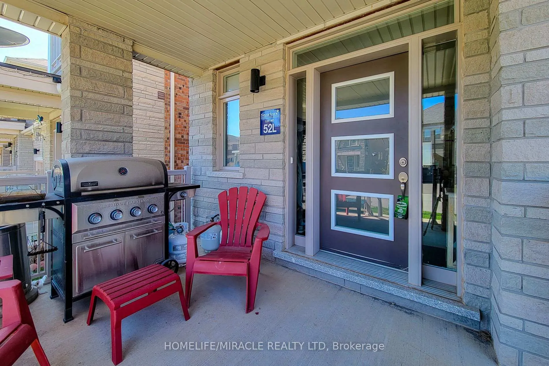 Photo 5 of 88 Westfield Crescent, Hamilton, Waterdown — HOMEH