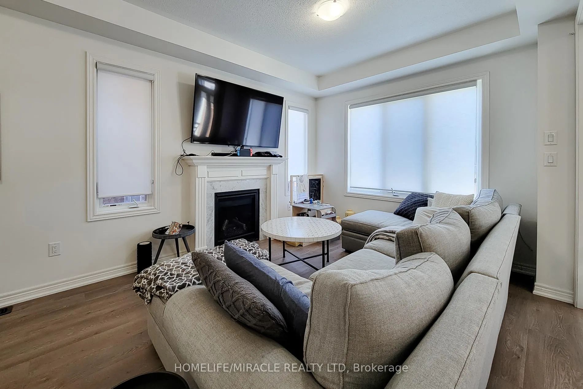 Photo 10 of 88 Westfield Crescent, Hamilton, Waterdown — HOMEH