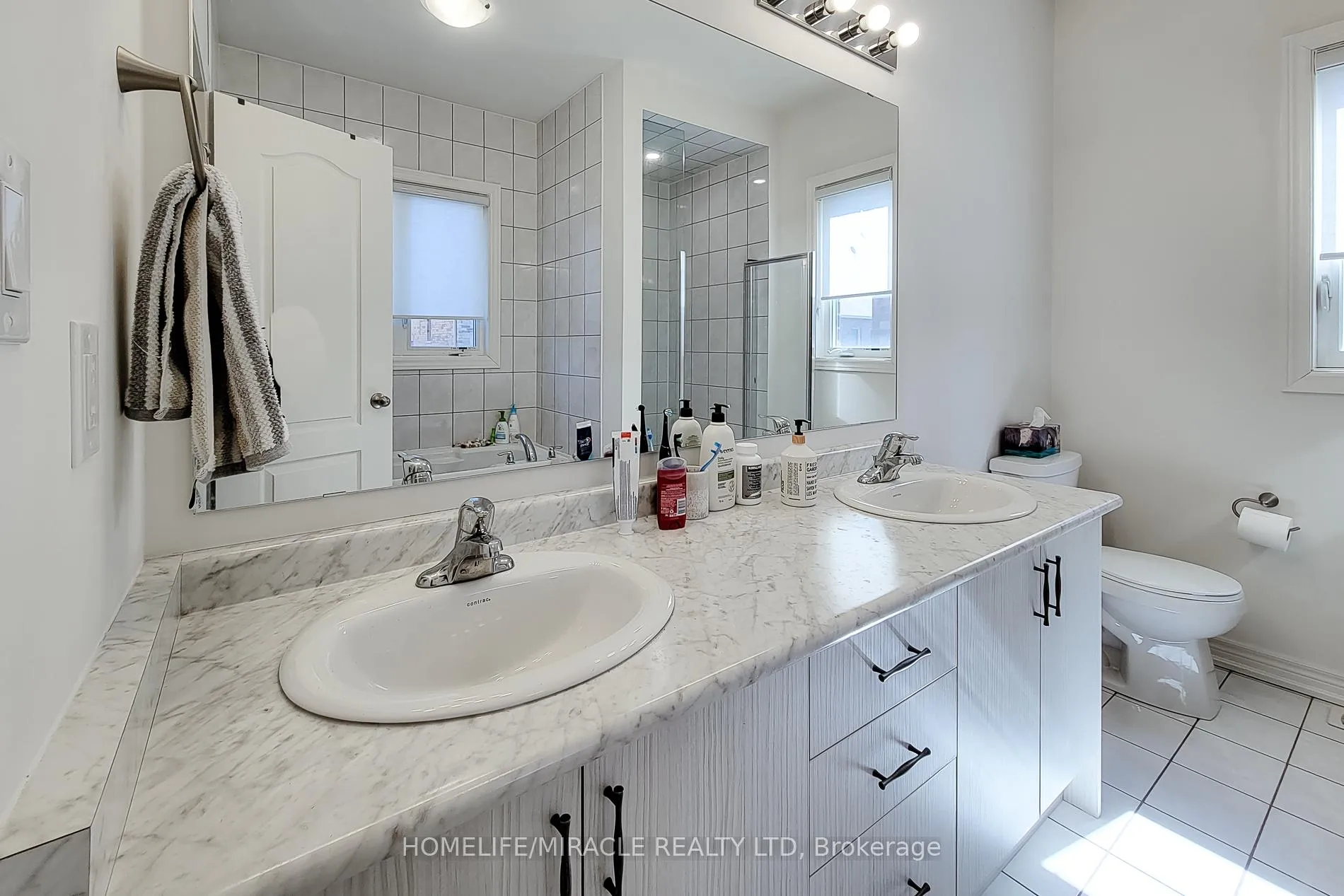 Photo 28 of 88 Westfield Crescent, Hamilton, Waterdown — HOMEH