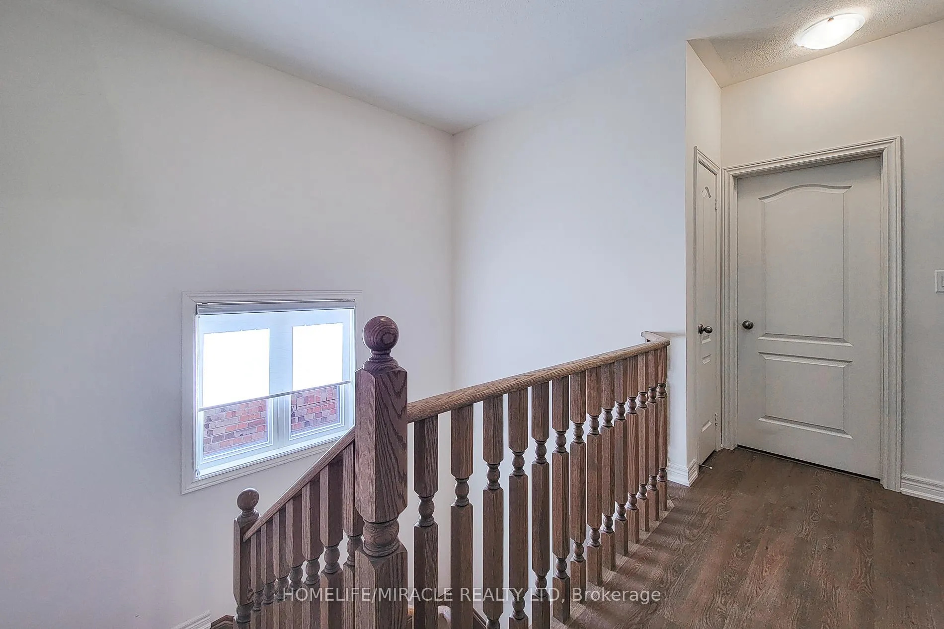 Photo 31 of 88 Westfield Crescent, Hamilton, Waterdown — HOMEH