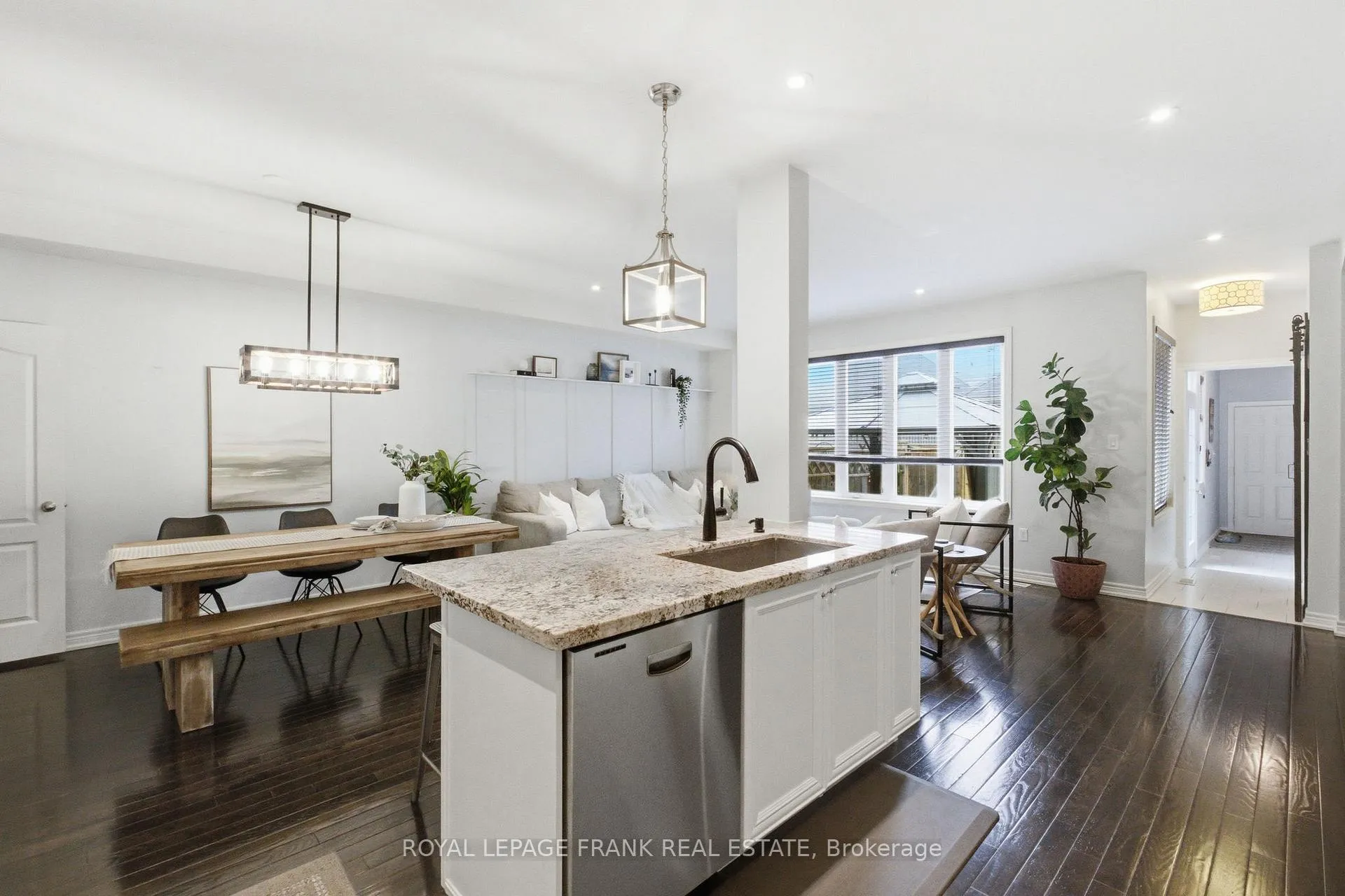 Photo 16 of Unit 39, 75 Vallance Way, Whitby, Brooklin — HOMEH