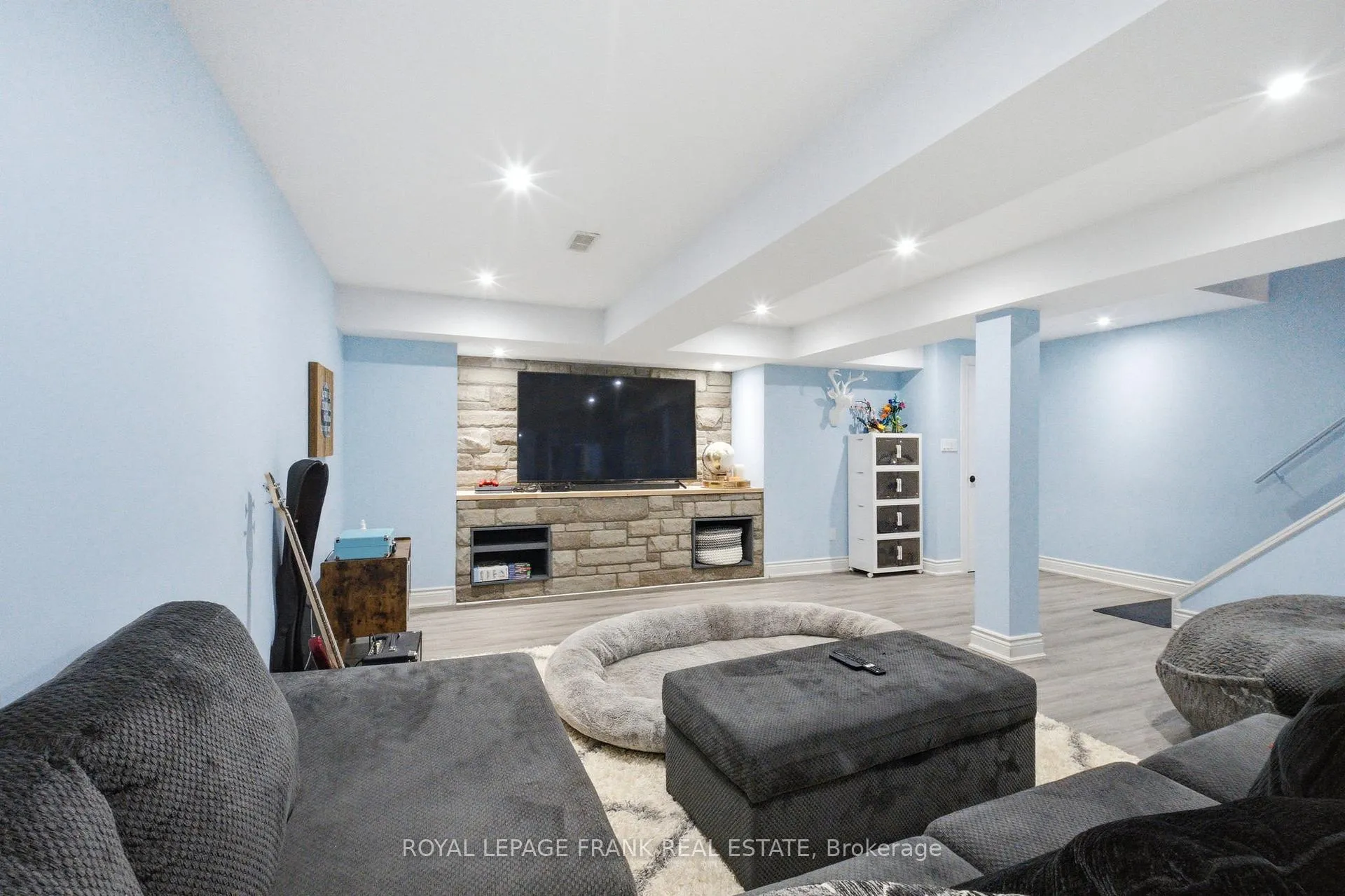 Photo 43 of Unit 39, 75 Vallance Way, Whitby, Brooklin — HOMEH