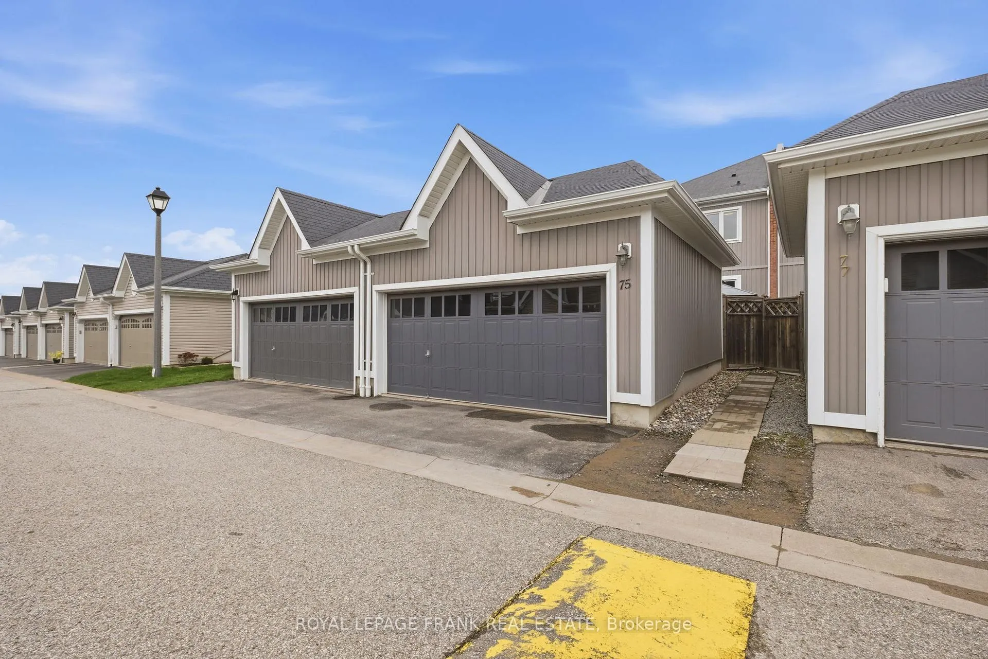 Photo 49 of Unit 39, 75 Vallance Way, Whitby, Brooklin — HOMEH