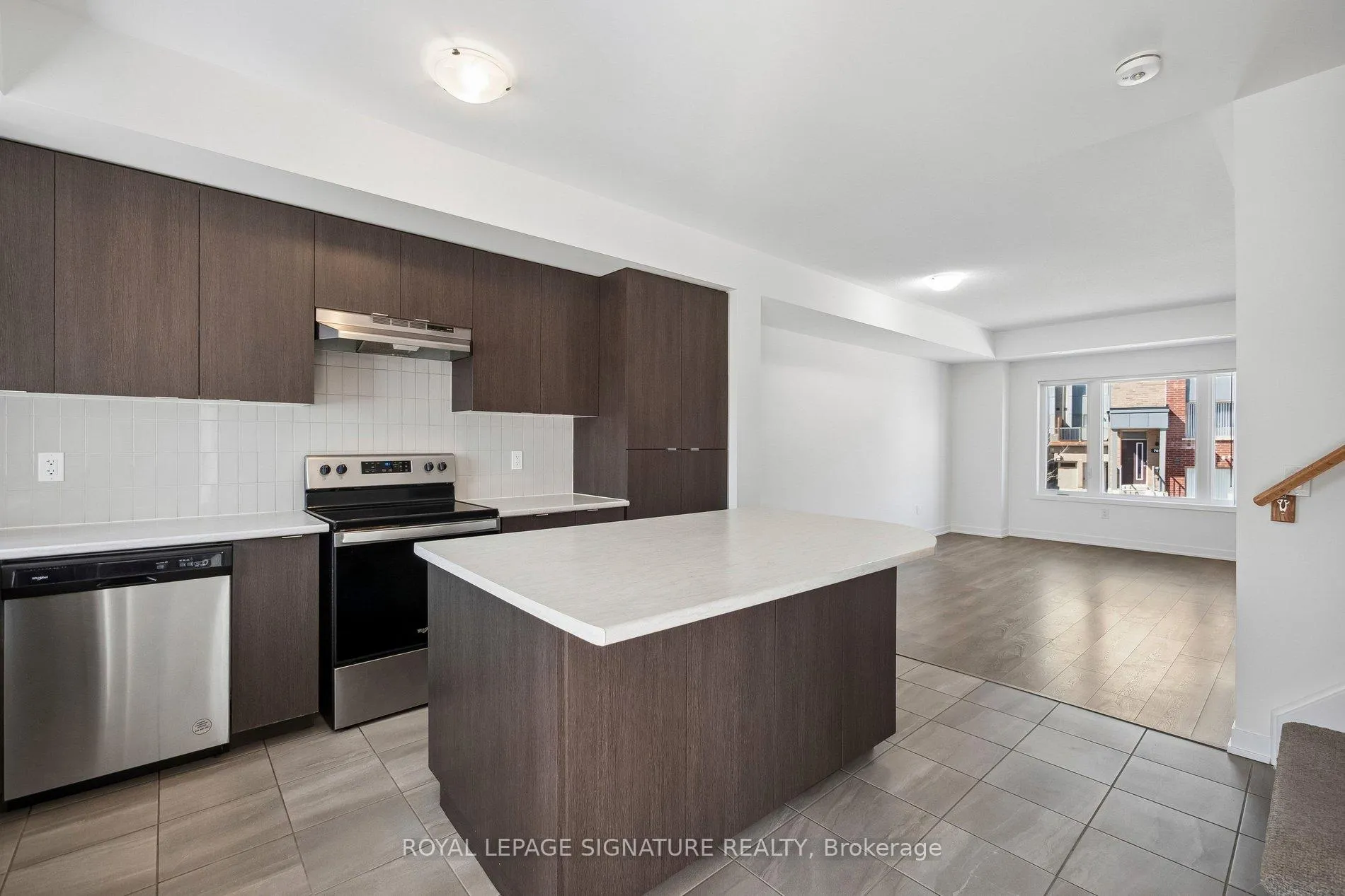 Photo 6 of Unit 203, 1525 Kingston Road, Pickering, Town Centre — HOMEH