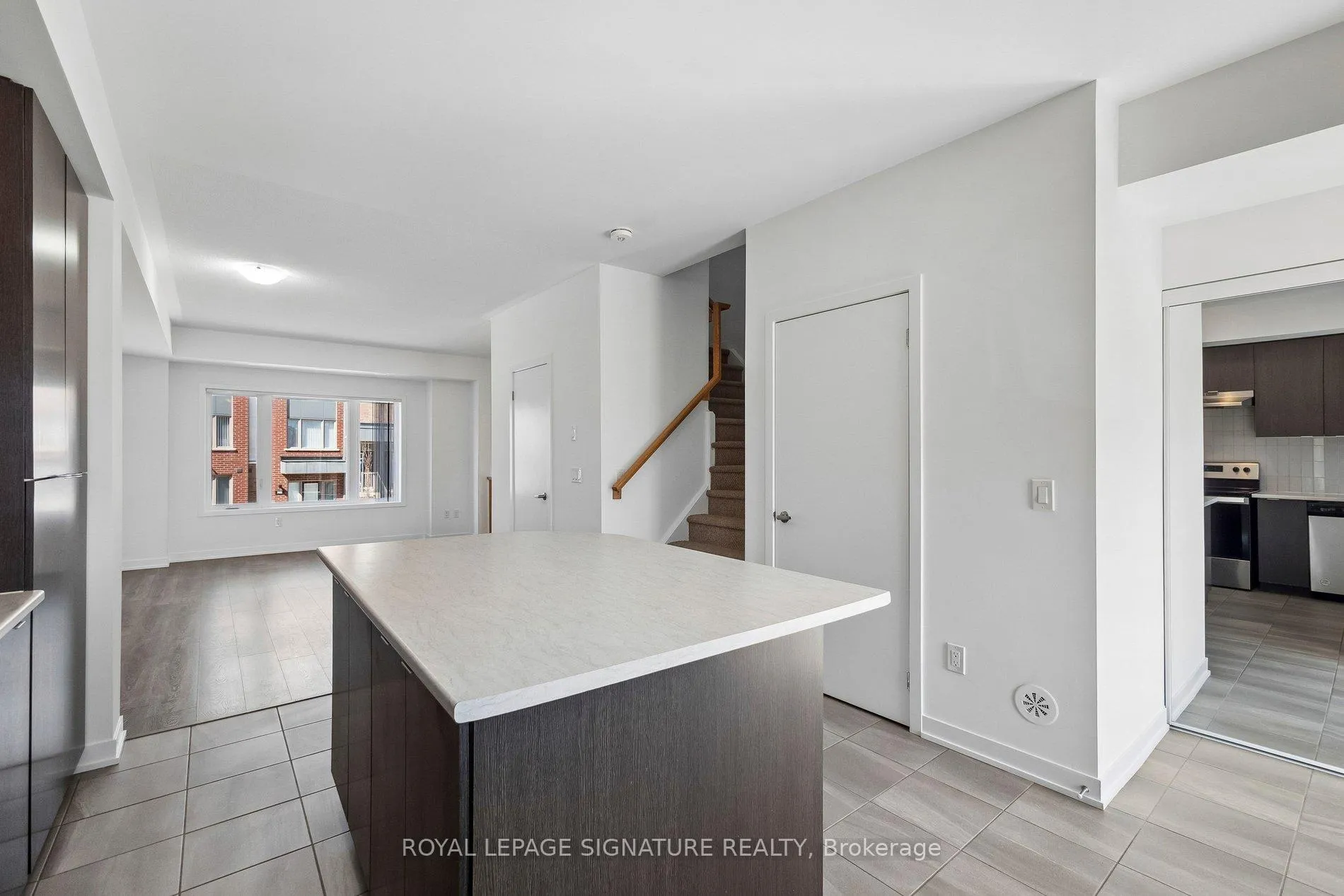Photo 7 of Unit 203, 1525 Kingston Road, Pickering, Town Centre — HOMEH