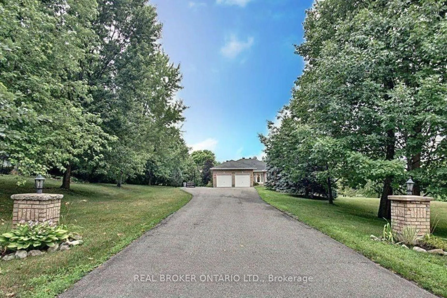 Photo 2 of 1391 Sutherland Drive, Ottawa, Manotick South to Roger Stevens — HOMEH