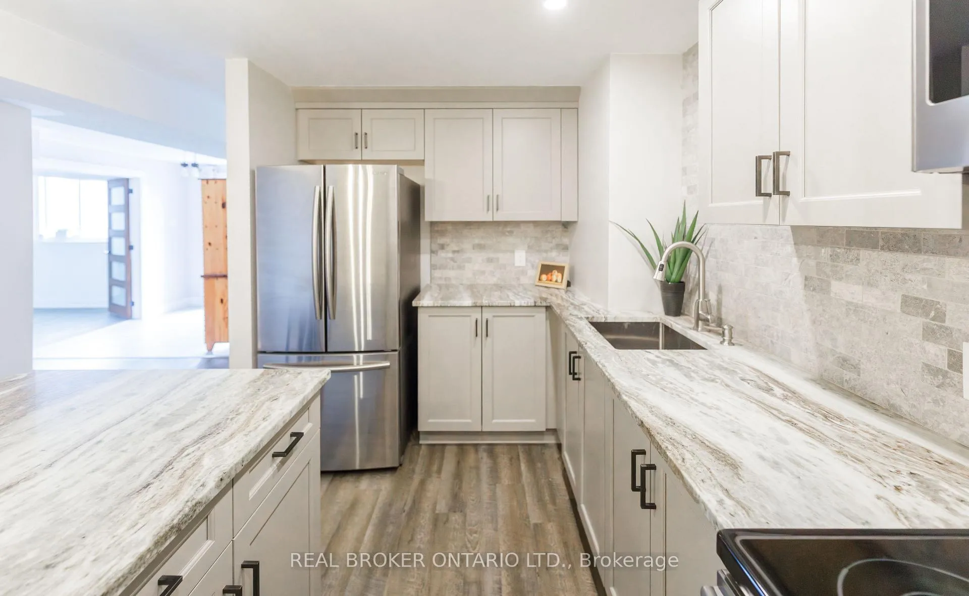 Photo 36 of 1391 Sutherland Drive, Ottawa, Manotick South to Roger Stevens — HOMEH