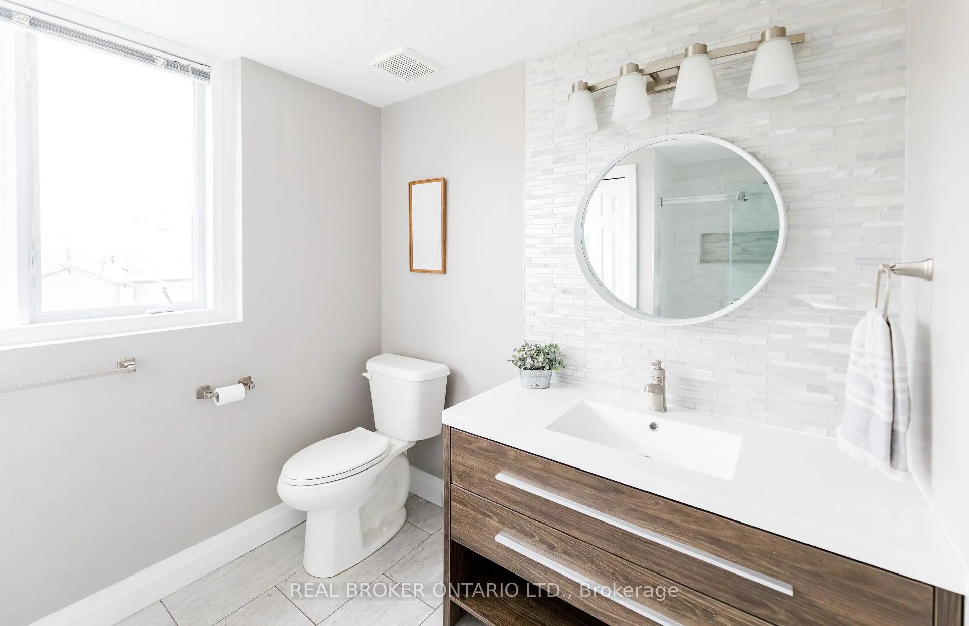Photo 37 of 1391 Sutherland Drive, Ottawa, Manotick South to Roger Stevens — HOMEH