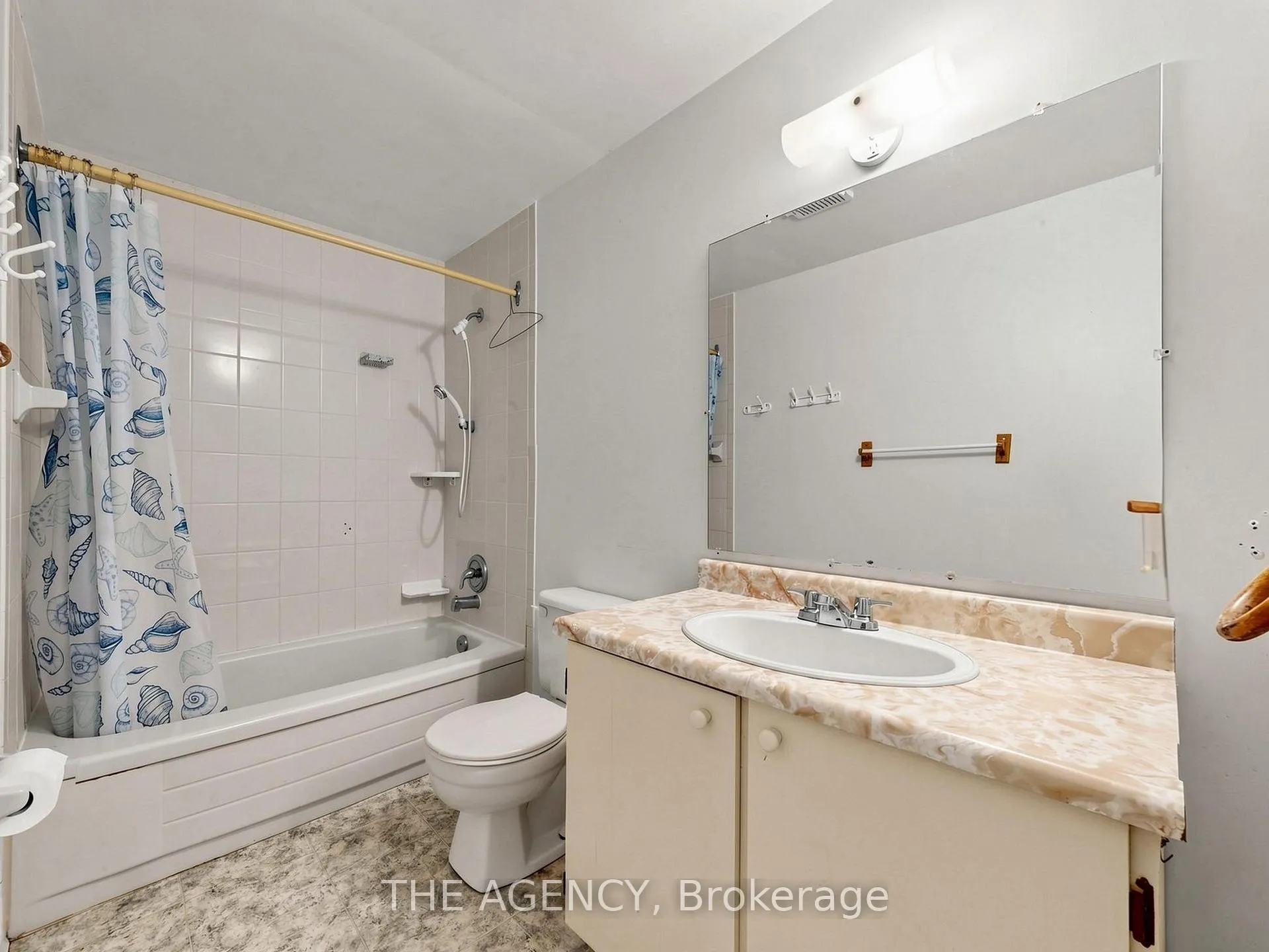 Photo 14 of Unit #33, 1559 Albion Road, Etobicoke, Mount Olive-Silverstone-Jamestown — HOMEH