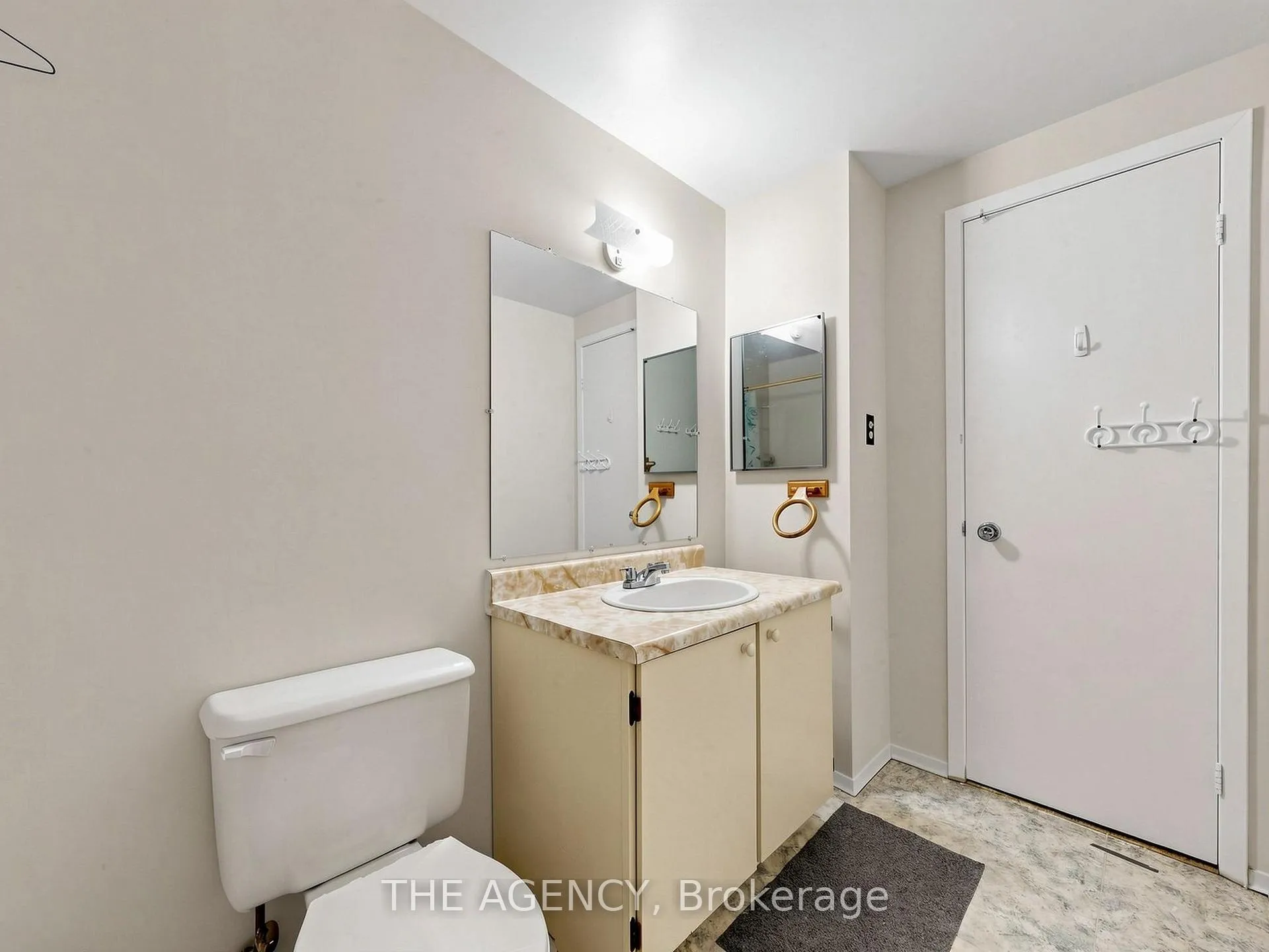Photo 15 of Unit #33, 1559 Albion Road, Etobicoke, Mount Olive-Silverstone-Jamestown — HOMEH