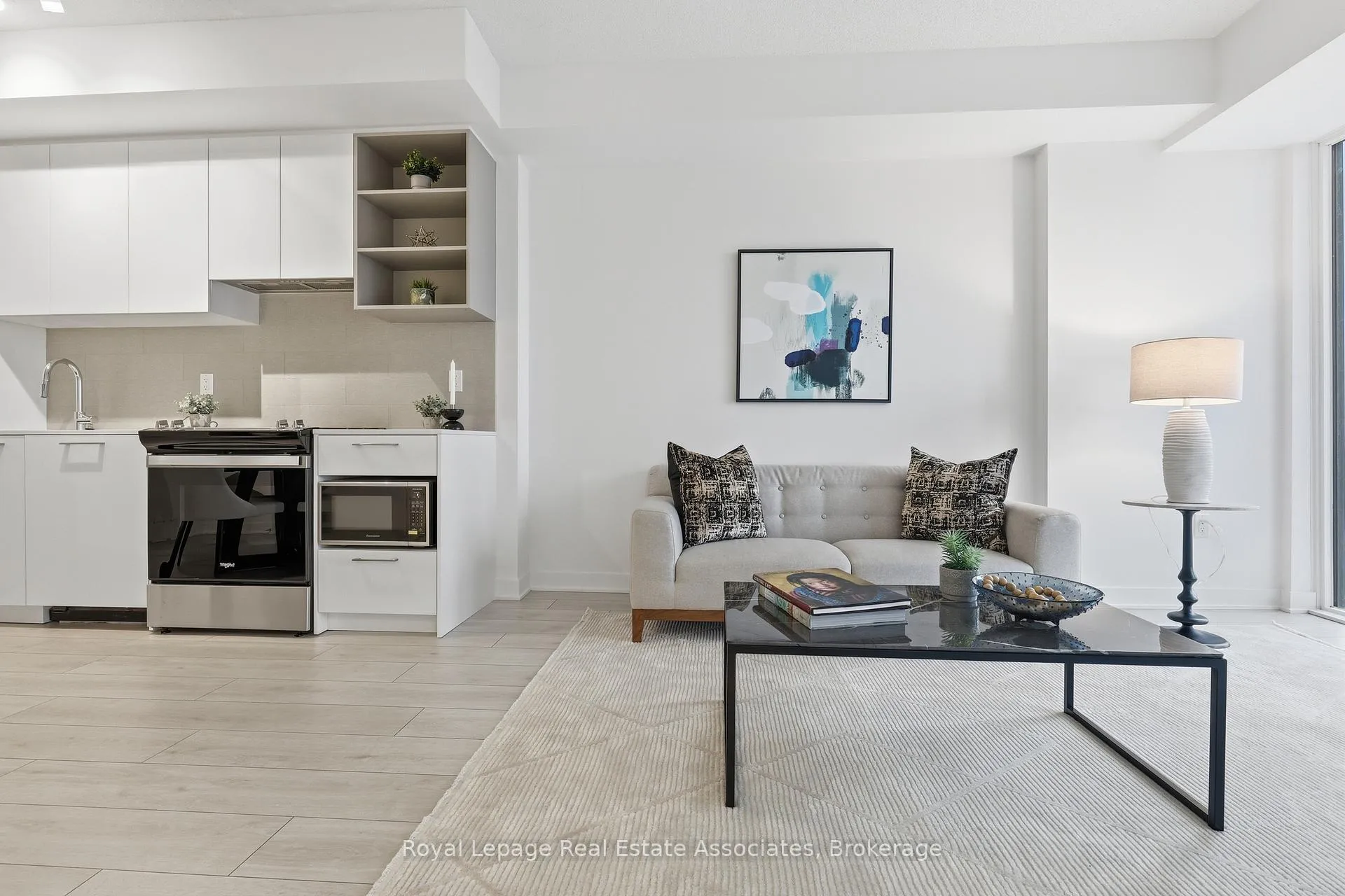 Photo 12 of 260 Malta Avenue, Brampton, Fletcher's Creek South — HOMEH
