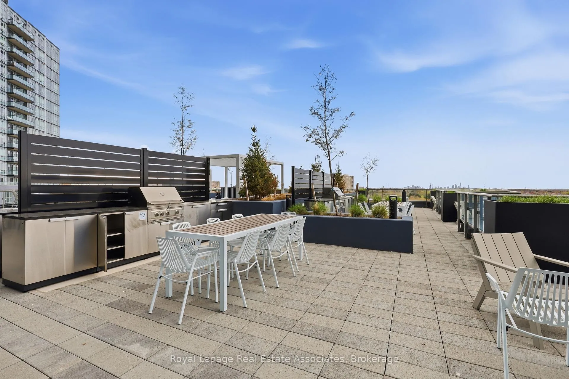 Photo 26 of 260 Malta Avenue, Brampton, Fletcher's Creek South — HOMEH