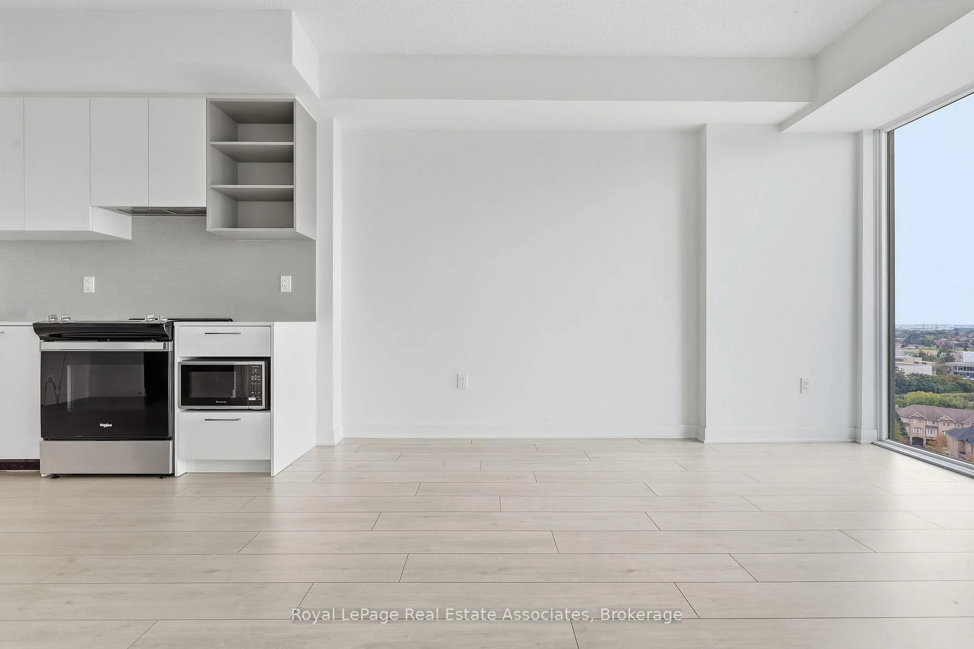 Photo 14 of 260 Malta Avenue, Brampton, Fletcher's Creek South — HOMEH