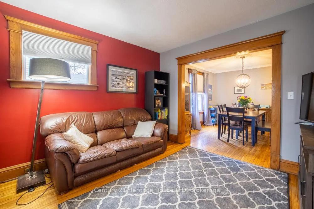 Photo 6 of 149 Bald Street, Welland, Broadway — HOMEH