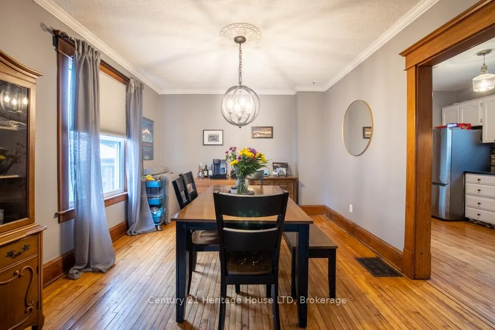 Photo 9 of 149 Bald Street, Welland, Broadway — HOMEH