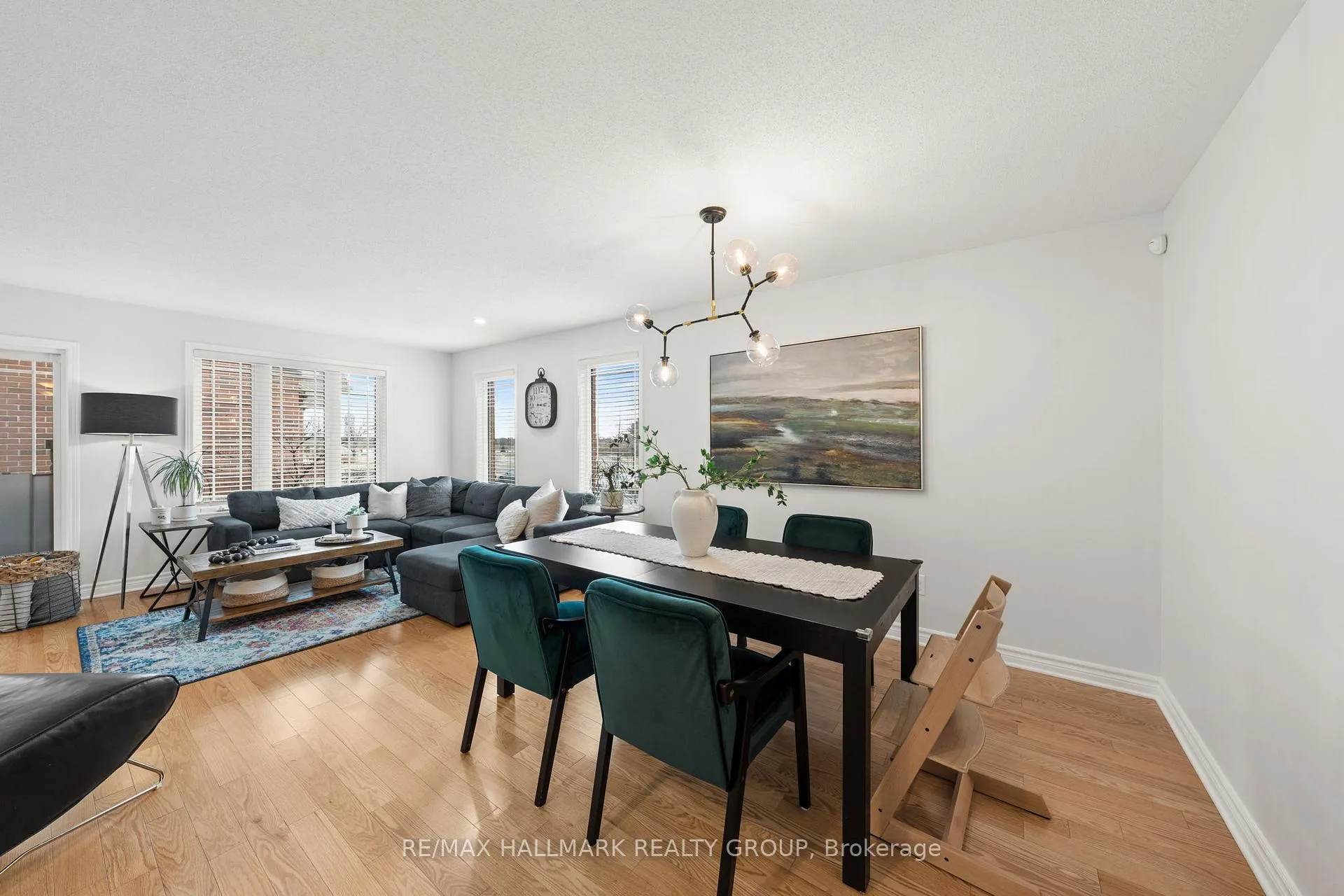 Photo 11 of 498 LeBoutillier Avenue, Ottawa, Carson Meadows — HOMEH