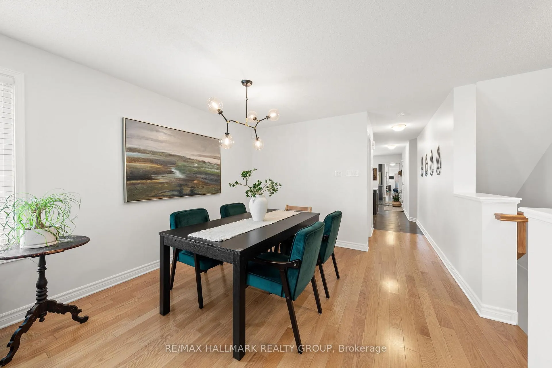 Photo 13 of 498 LeBoutillier Avenue, Ottawa, Carson Meadows — HOMEH