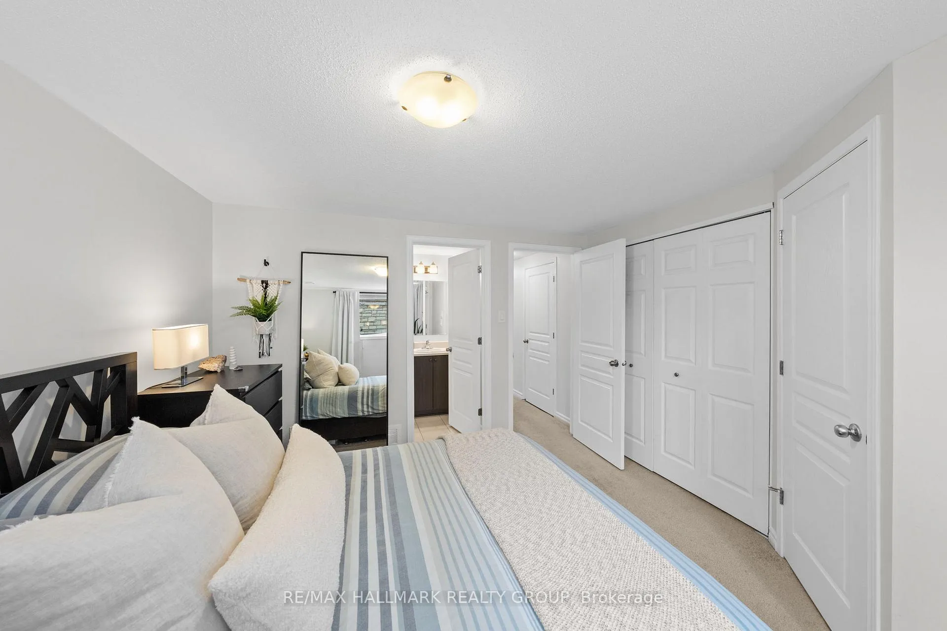 Photo 22 of 498 LeBoutillier Avenue, Ottawa, Carson Meadows — HOMEH