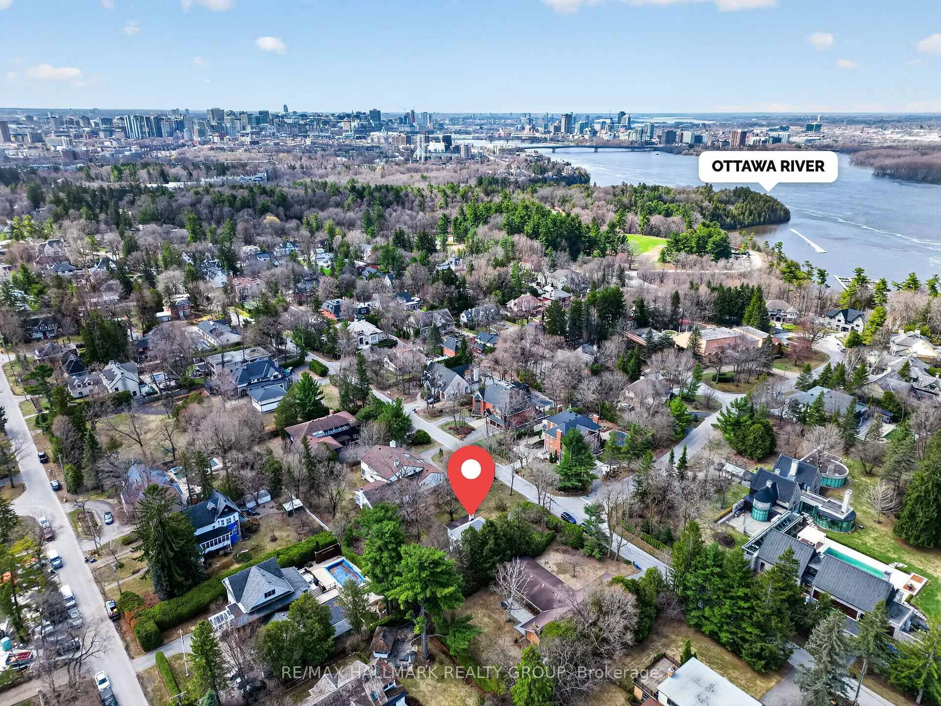 Photo 5 of 570 Minto Place, Ottawa, Rockcliffe — HOMEH