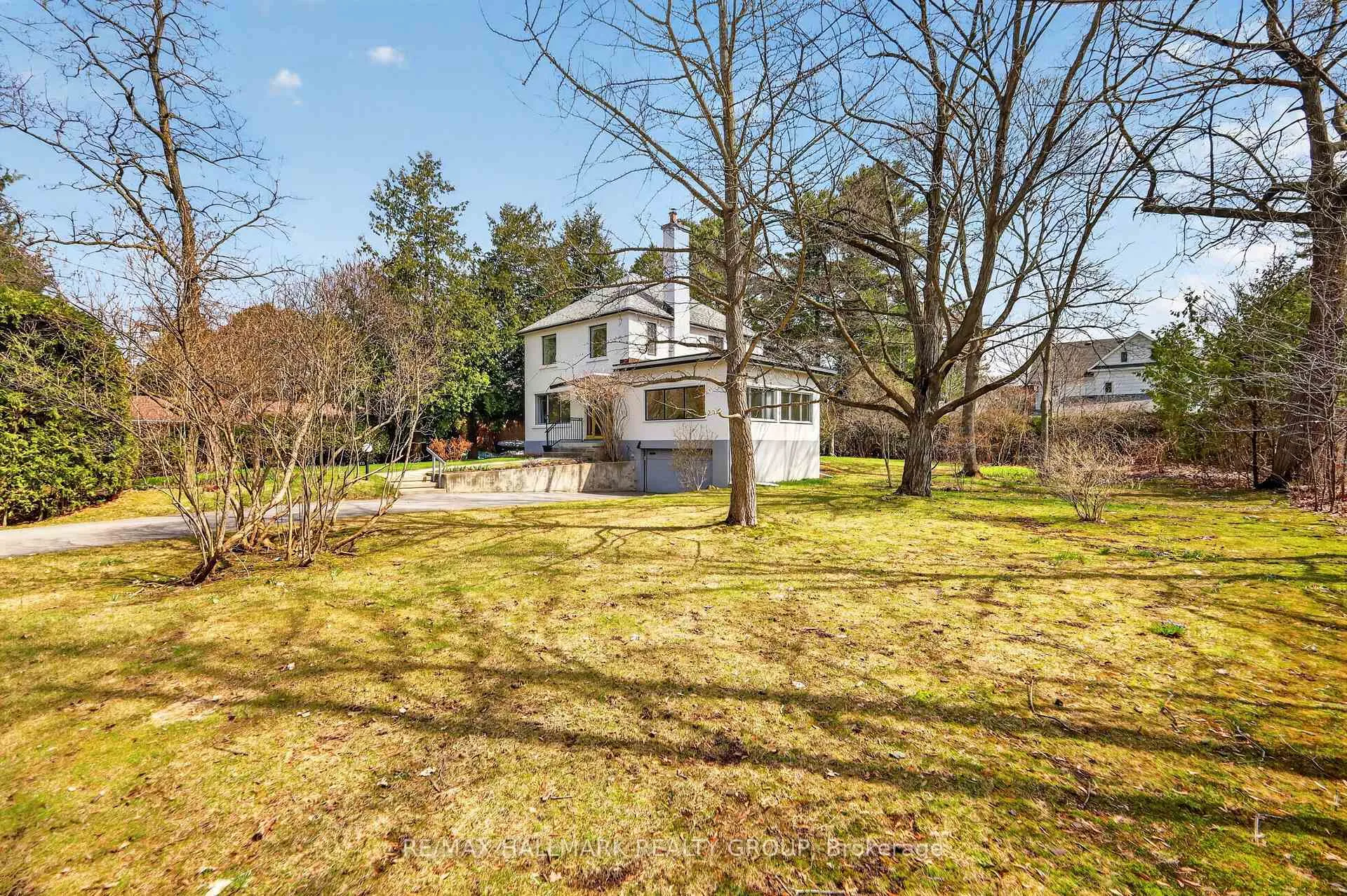 Photo 9 of 570 Minto Place, Ottawa, Rockcliffe — HOMEH