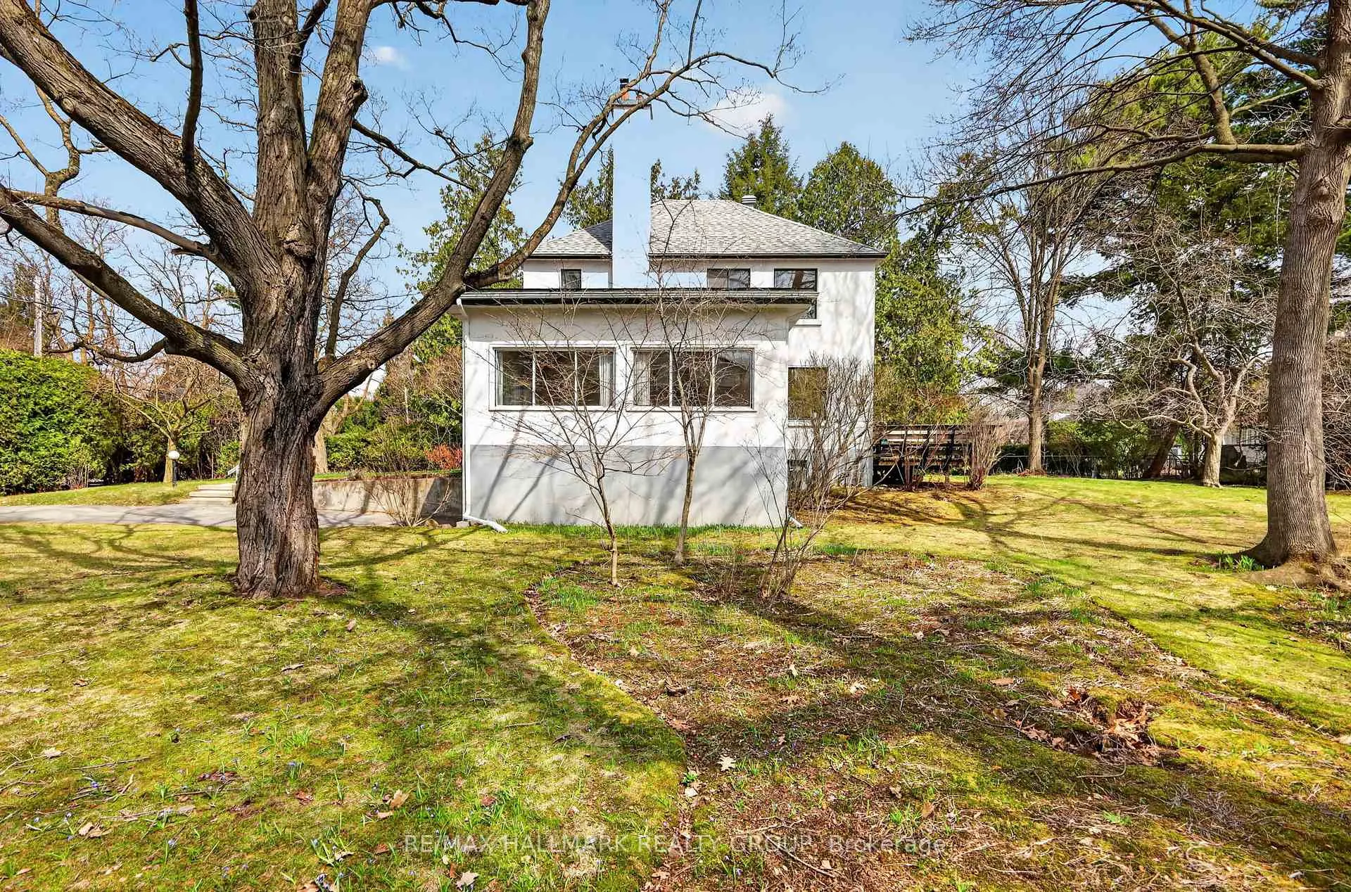 Photo 10 of 570 Minto Place, Ottawa, Rockcliffe — HOMEH