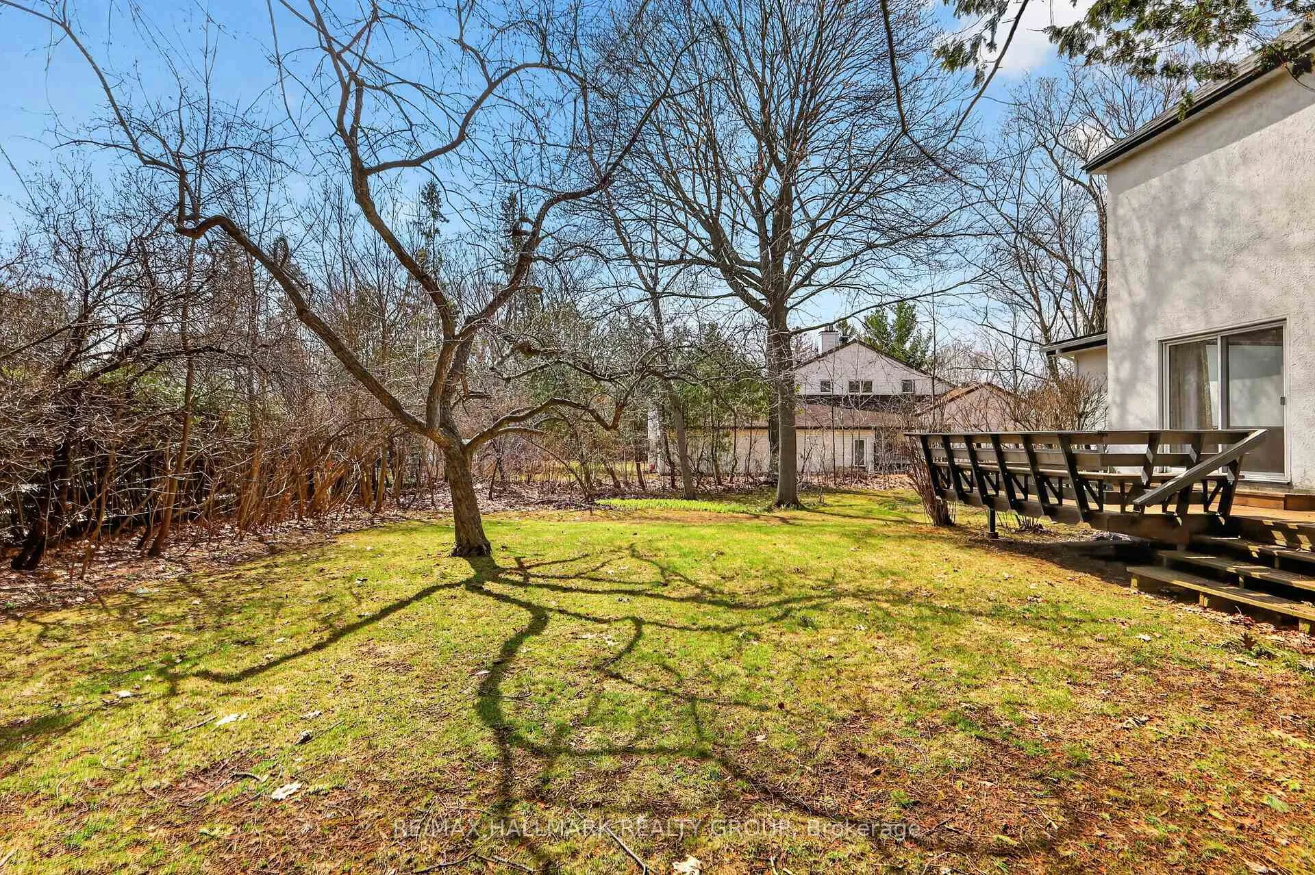 Photo 11 of 570 Minto Place, Ottawa, Rockcliffe — HOMEH