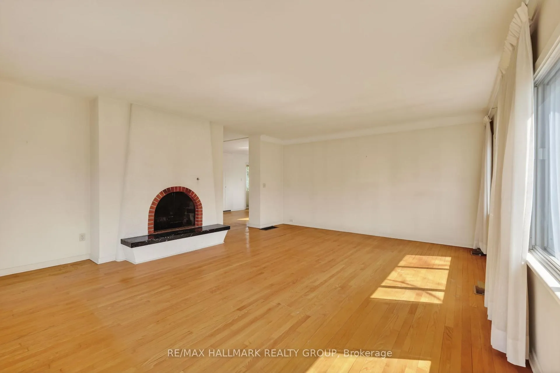Photo 22 of 570 Minto Place, Ottawa, Rockcliffe — HOMEH