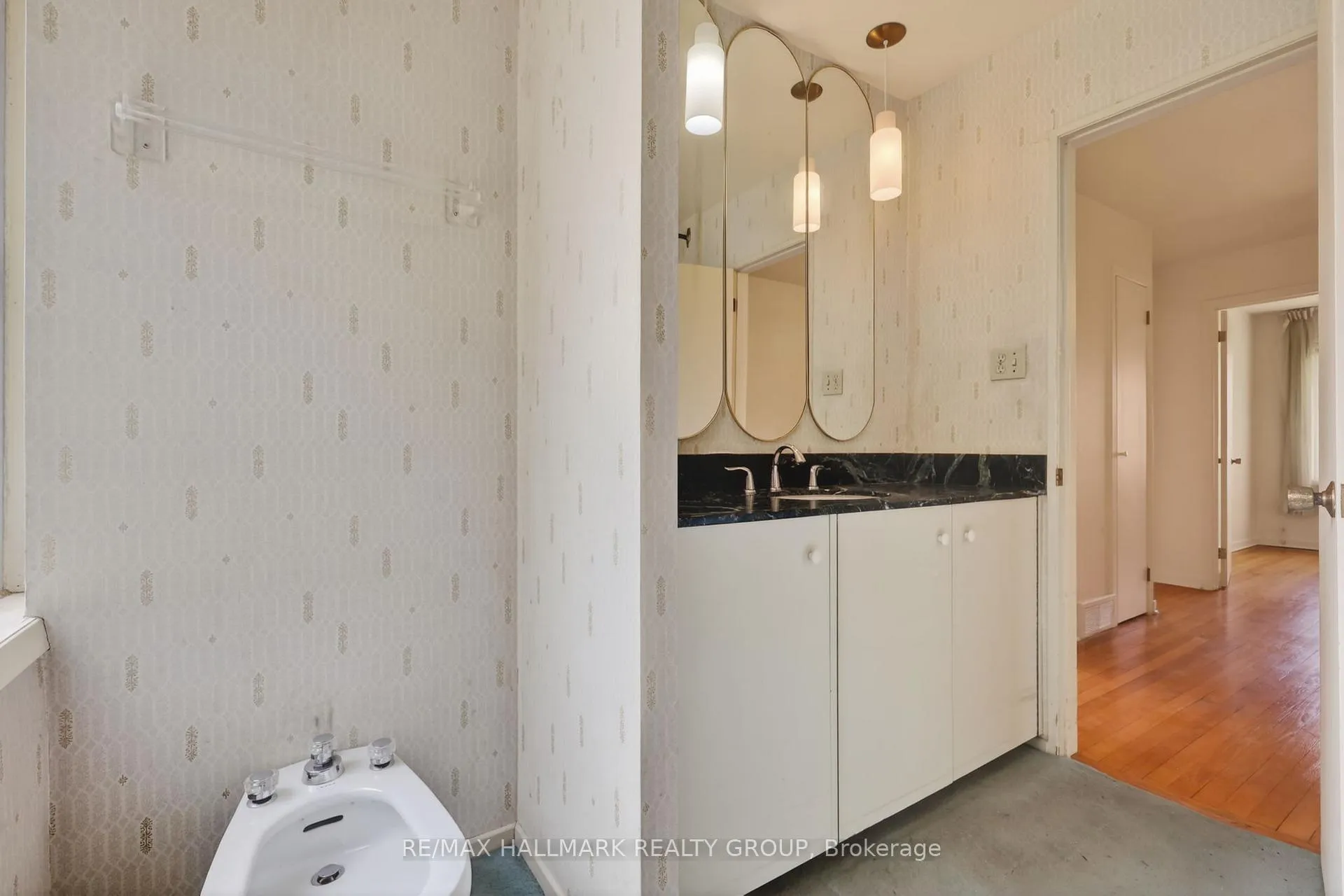 Photo 46 of 570 Minto Place, Ottawa, Rockcliffe — HOMEH