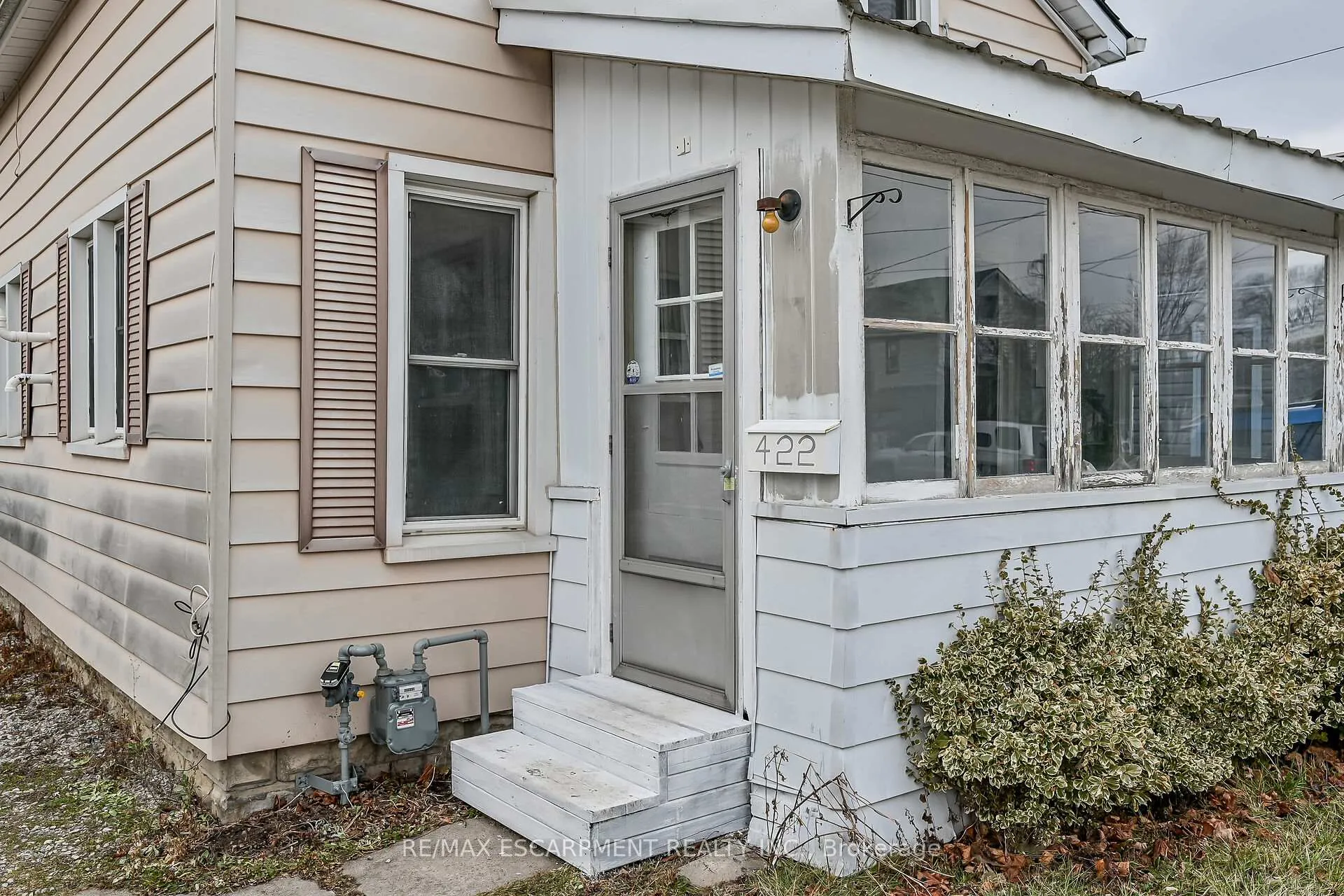 Photo 6 of 422 Griffith Avenue, Haldimand, Dunnville — HOMEH