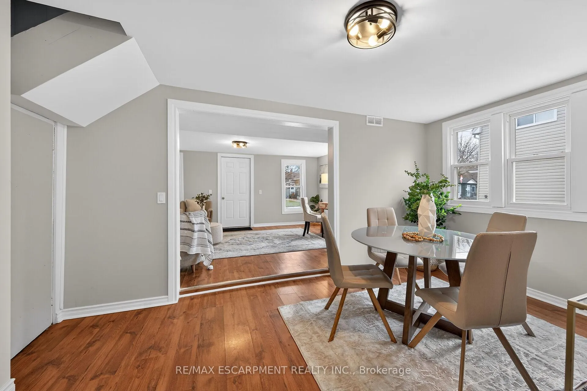 Photo 16 of 422 Griffith Avenue, Haldimand, Dunnville — HOMEH