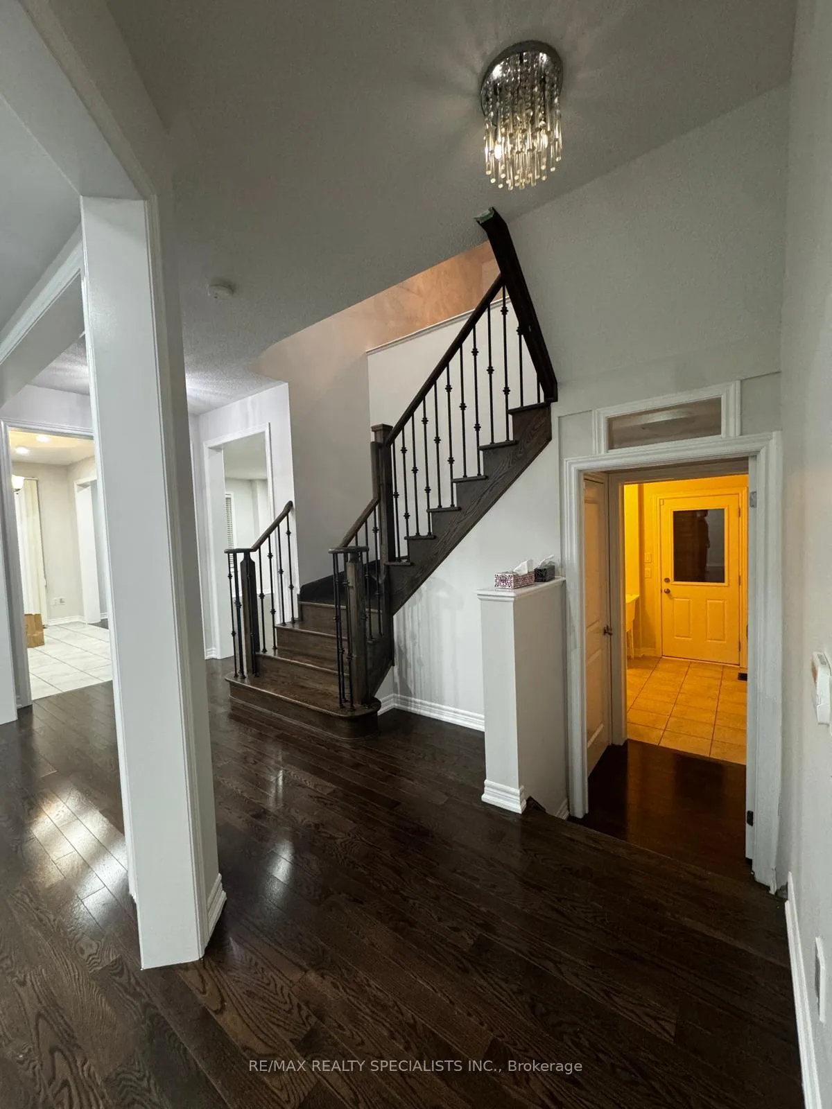 Photo 5 of 46 Valley Drive, Brampton, Snelgrove — HOMEH