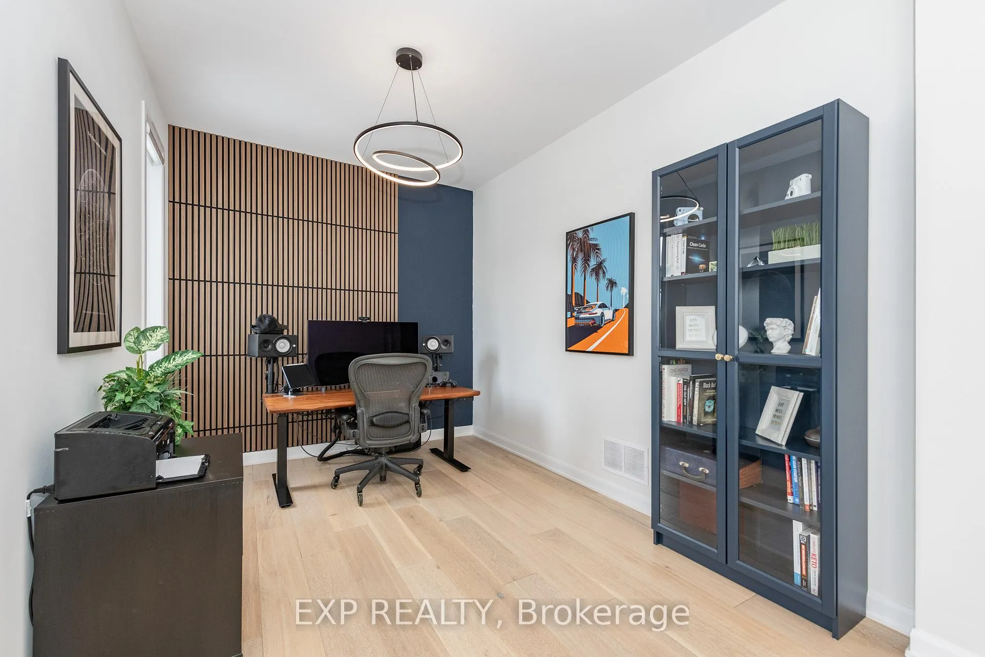 Photo 5 of 35 Jetty Drive, Ottawa, Mahogany Community — HOMEH