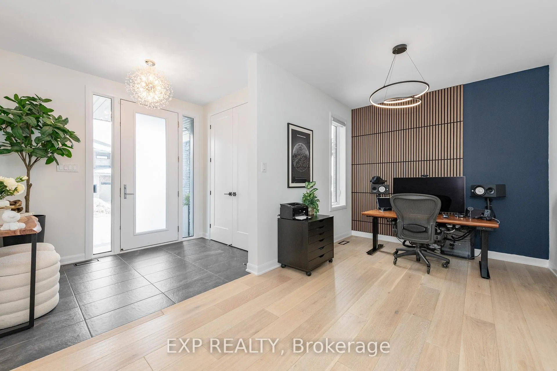 Photo 6 of 35 Jetty Drive, Ottawa, Mahogany Community — HOMEH