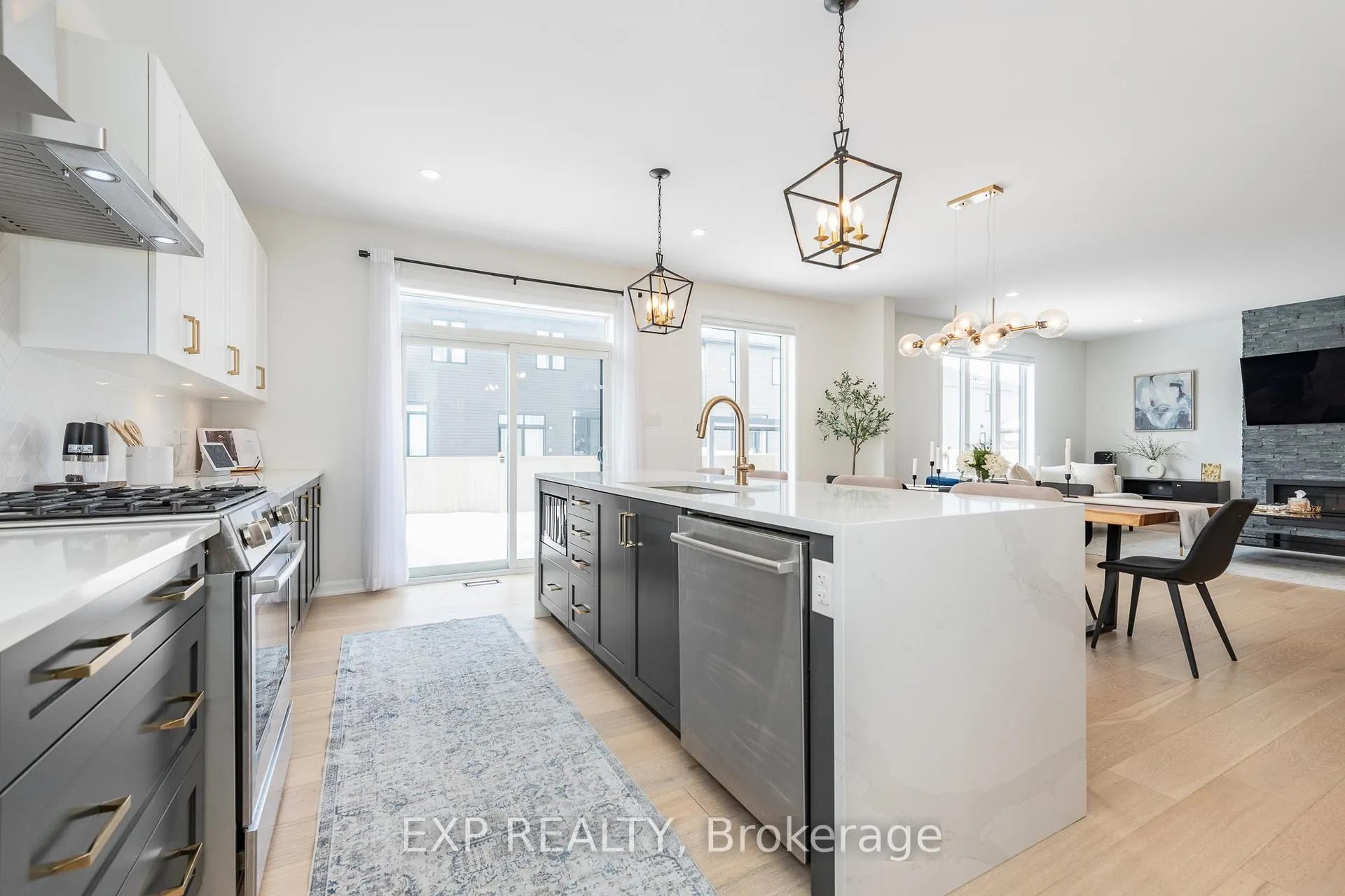 Photo 9 of 35 Jetty Drive, Ottawa, Mahogany Community — HOMEH