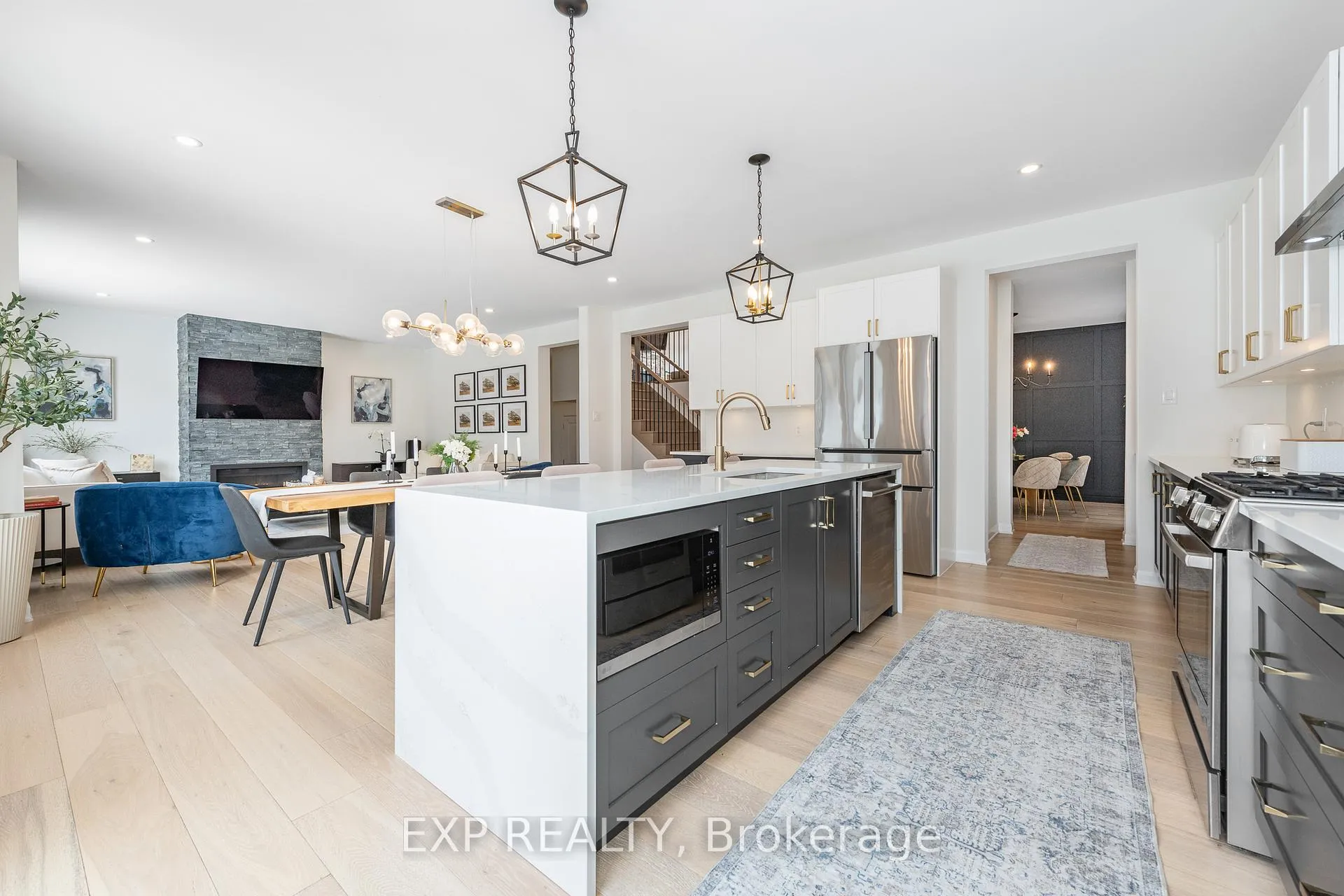 Photo 11 of 35 Jetty Drive, Ottawa, Mahogany Community — HOMEH