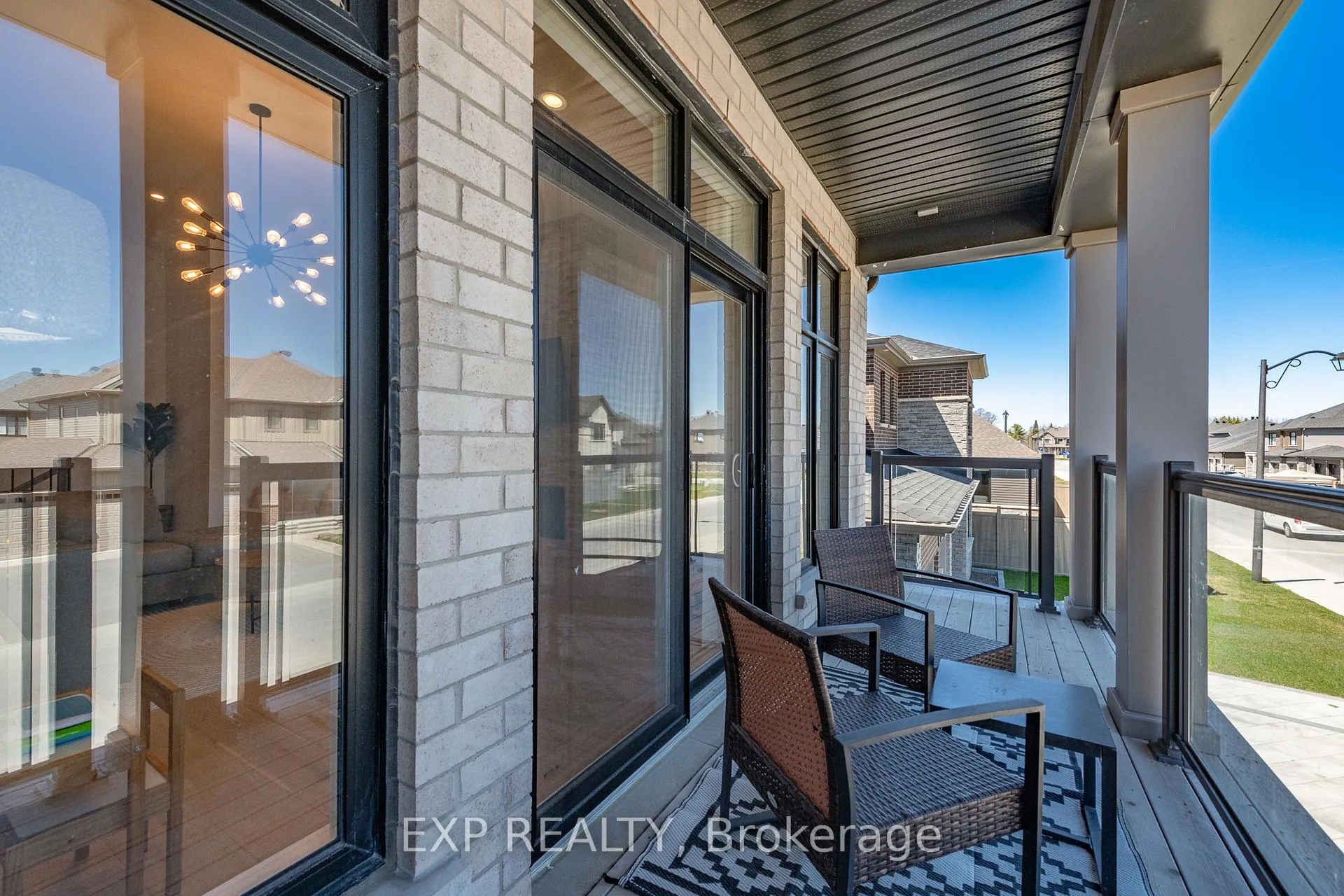 Photo 20 of 35 Jetty Drive, Ottawa, Mahogany Community — HOMEH