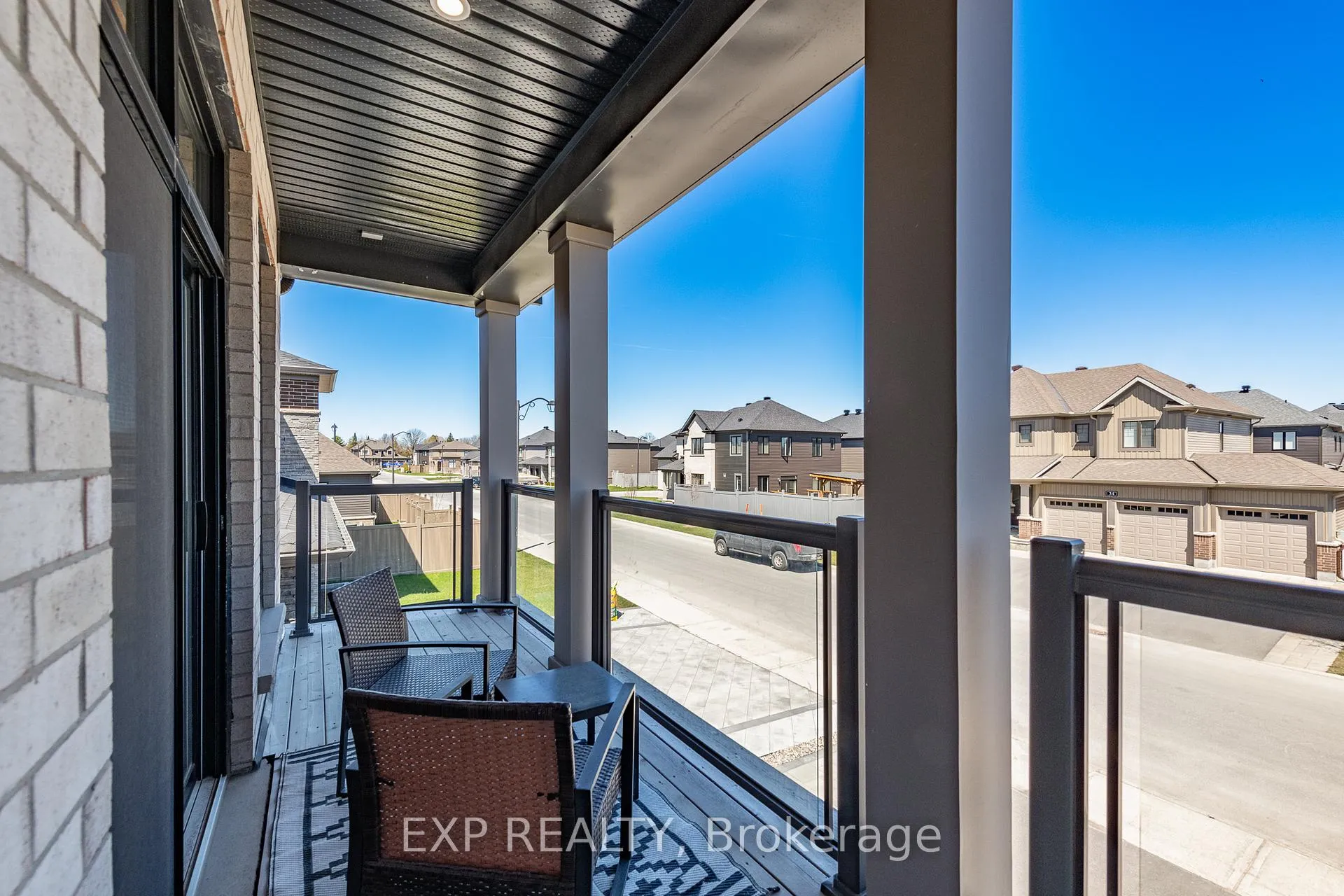 Photo 21 of 35 Jetty Drive, Ottawa, Mahogany Community — HOMEH