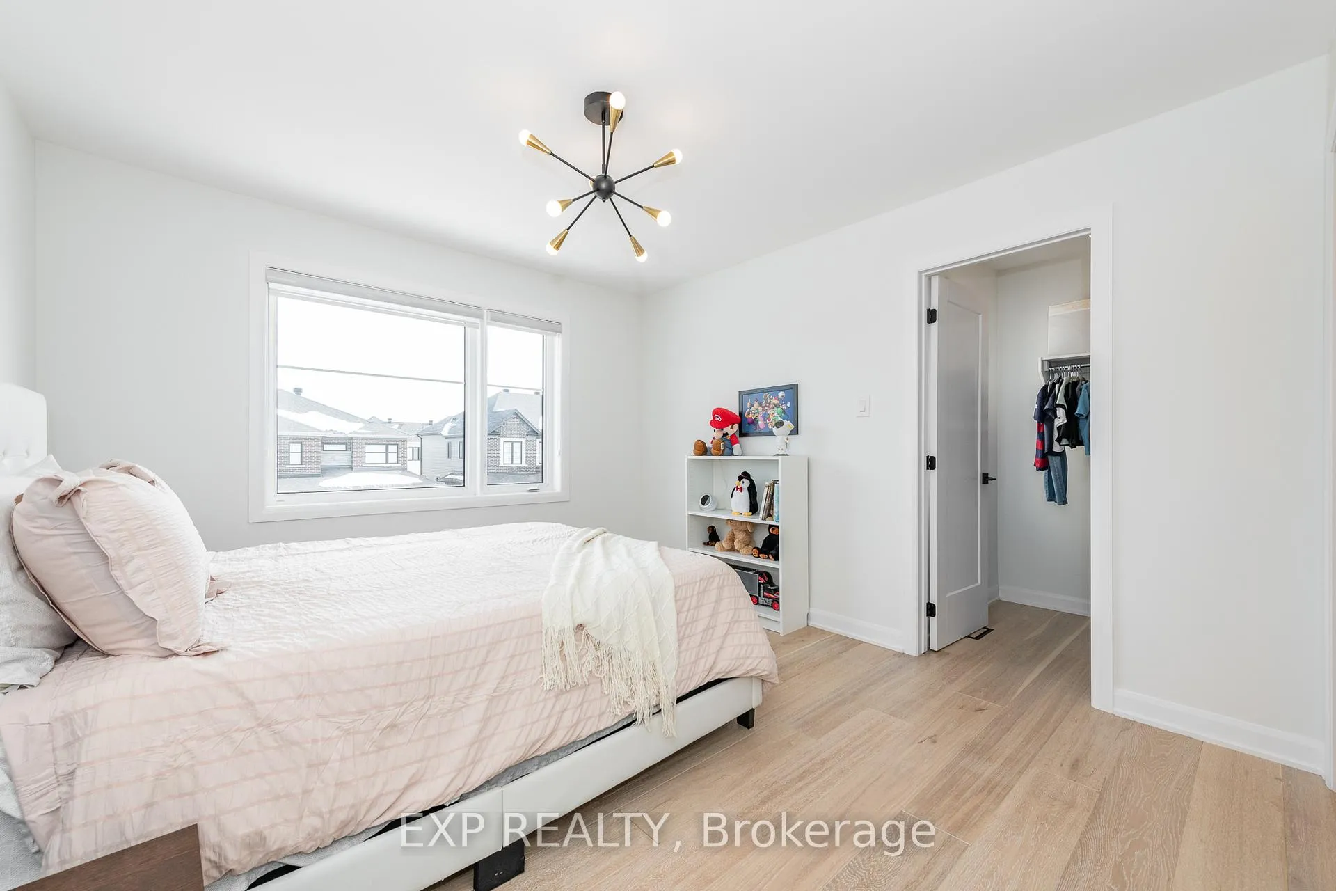 Photo 30 of 35 Jetty Drive, Ottawa, Mahogany Community — HOMEH