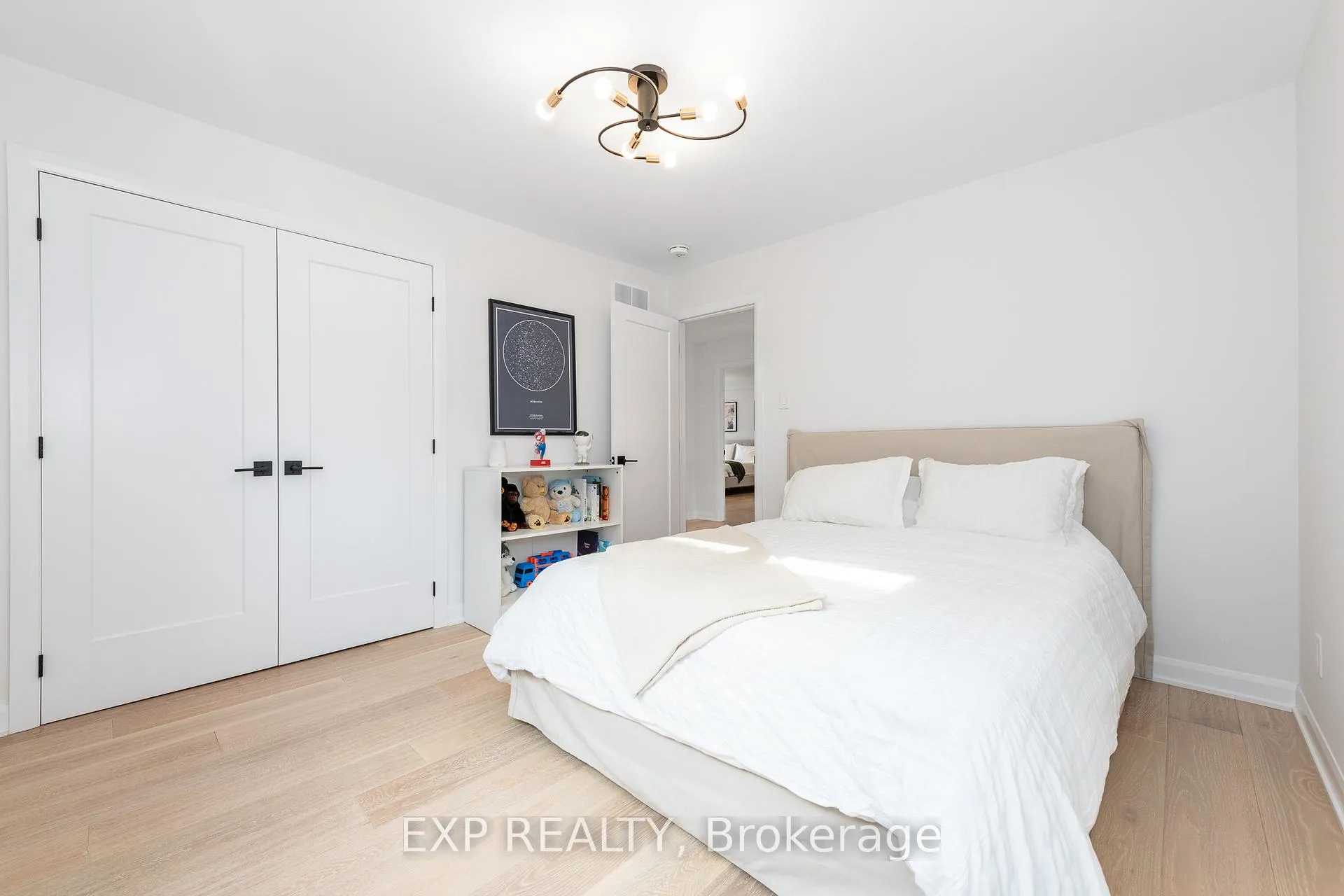 Photo 35 of 35 Jetty Drive, Ottawa, Mahogany Community — HOMEH