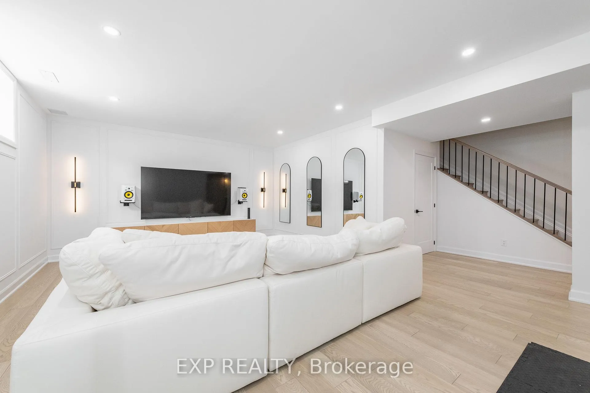 Photo 42 of 35 Jetty Drive, Ottawa, Mahogany Community — HOMEH
