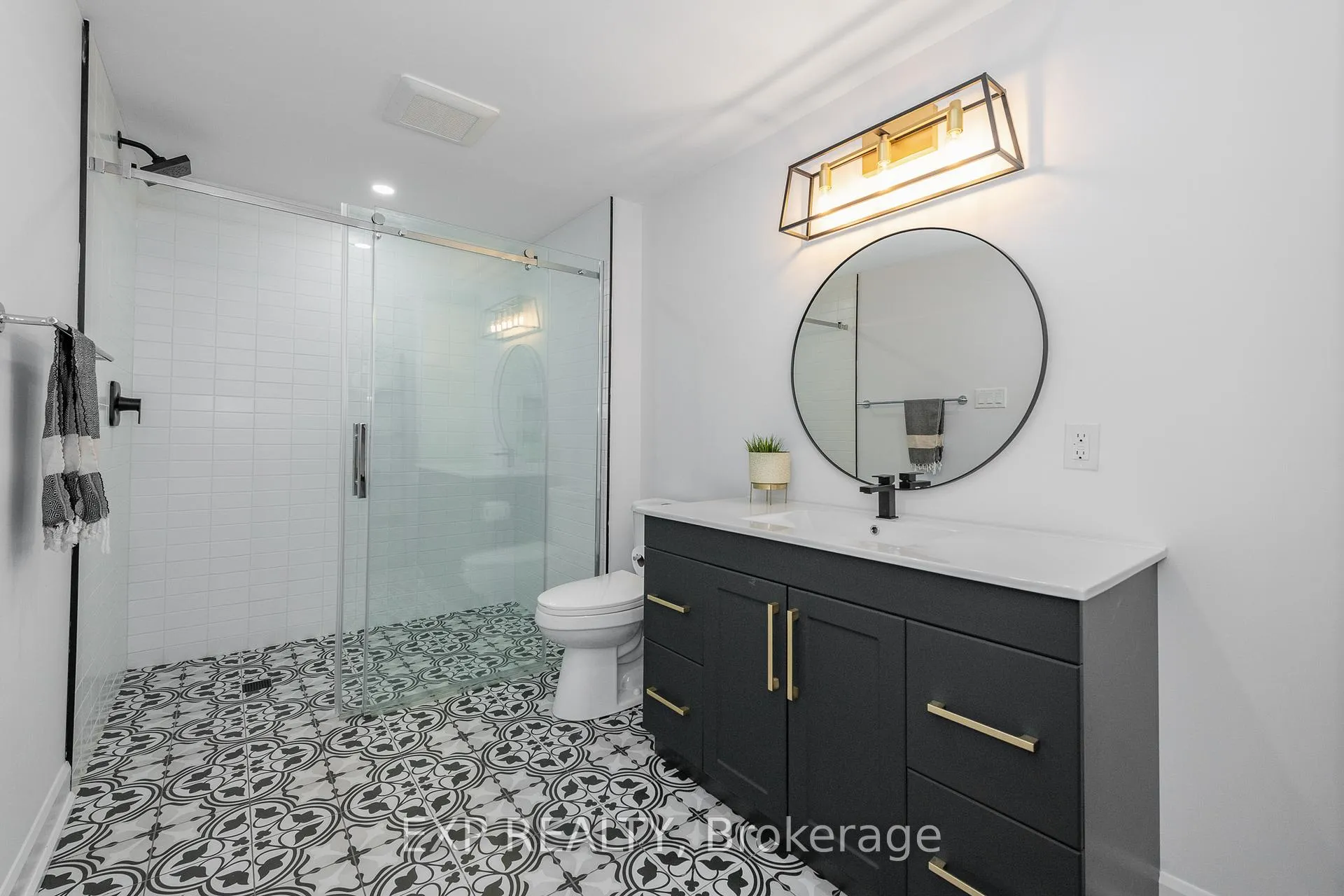 Photo 45 of 35 Jetty Drive, Ottawa, Mahogany Community — HOMEH