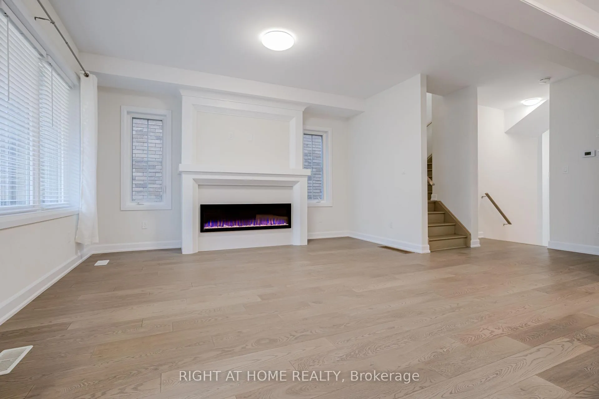 Photo 12 of 520 Clayton Avenue, Peterborough, Monaghan Ward 2 — HOMEH